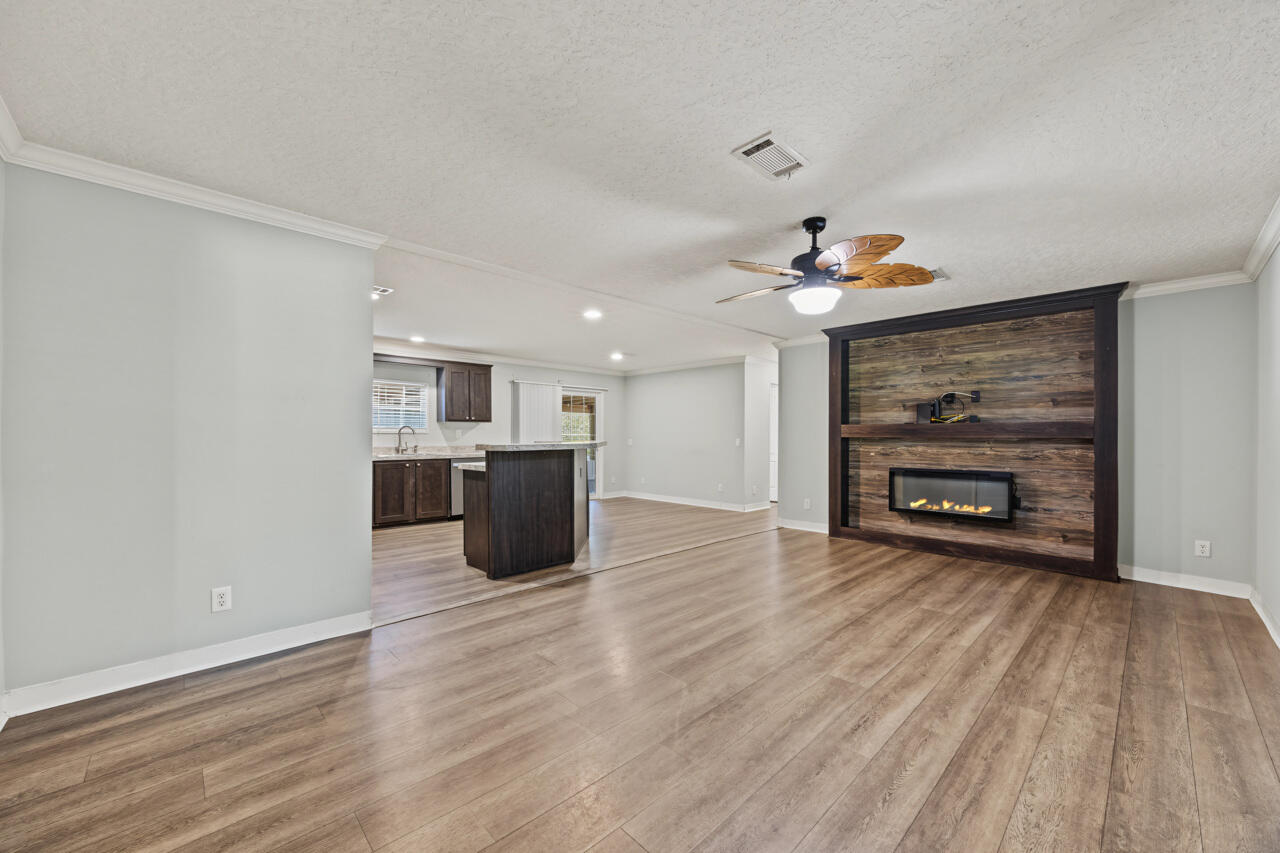 NO RECORDED SUBDIVISION - Residential