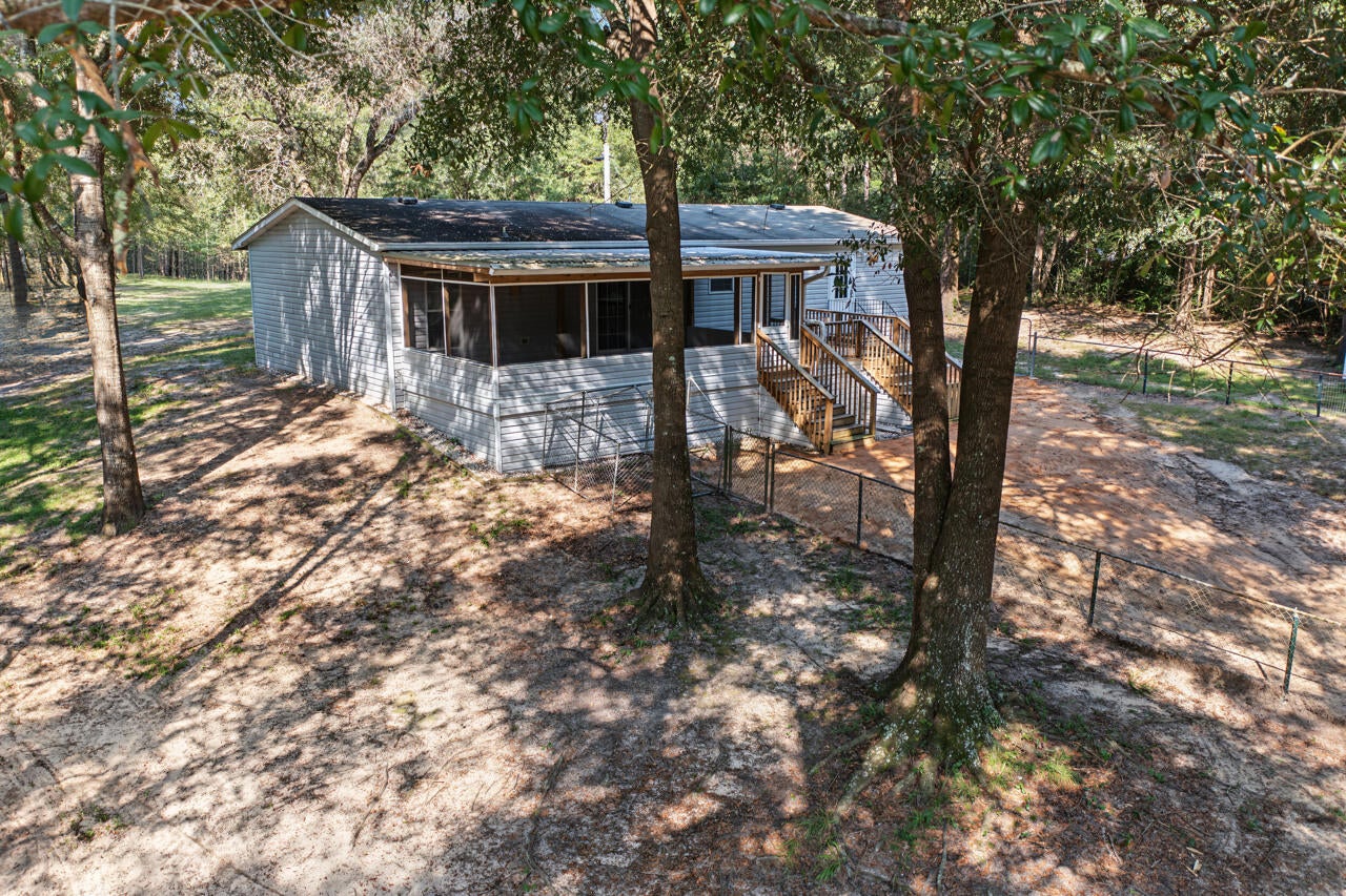 NO RECORDED SUBDIVISION - Residential