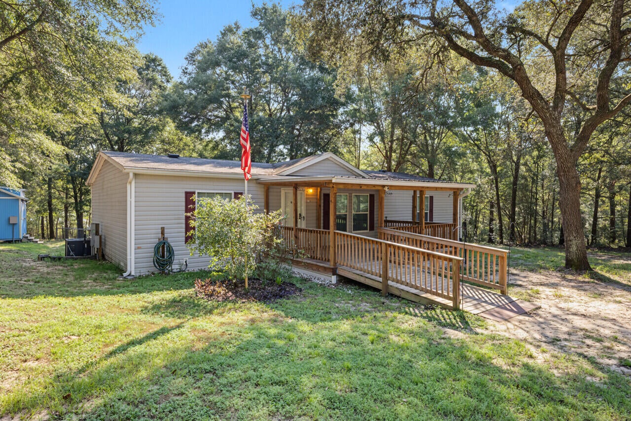 NO RECORDED SUBDIVISION - Residential