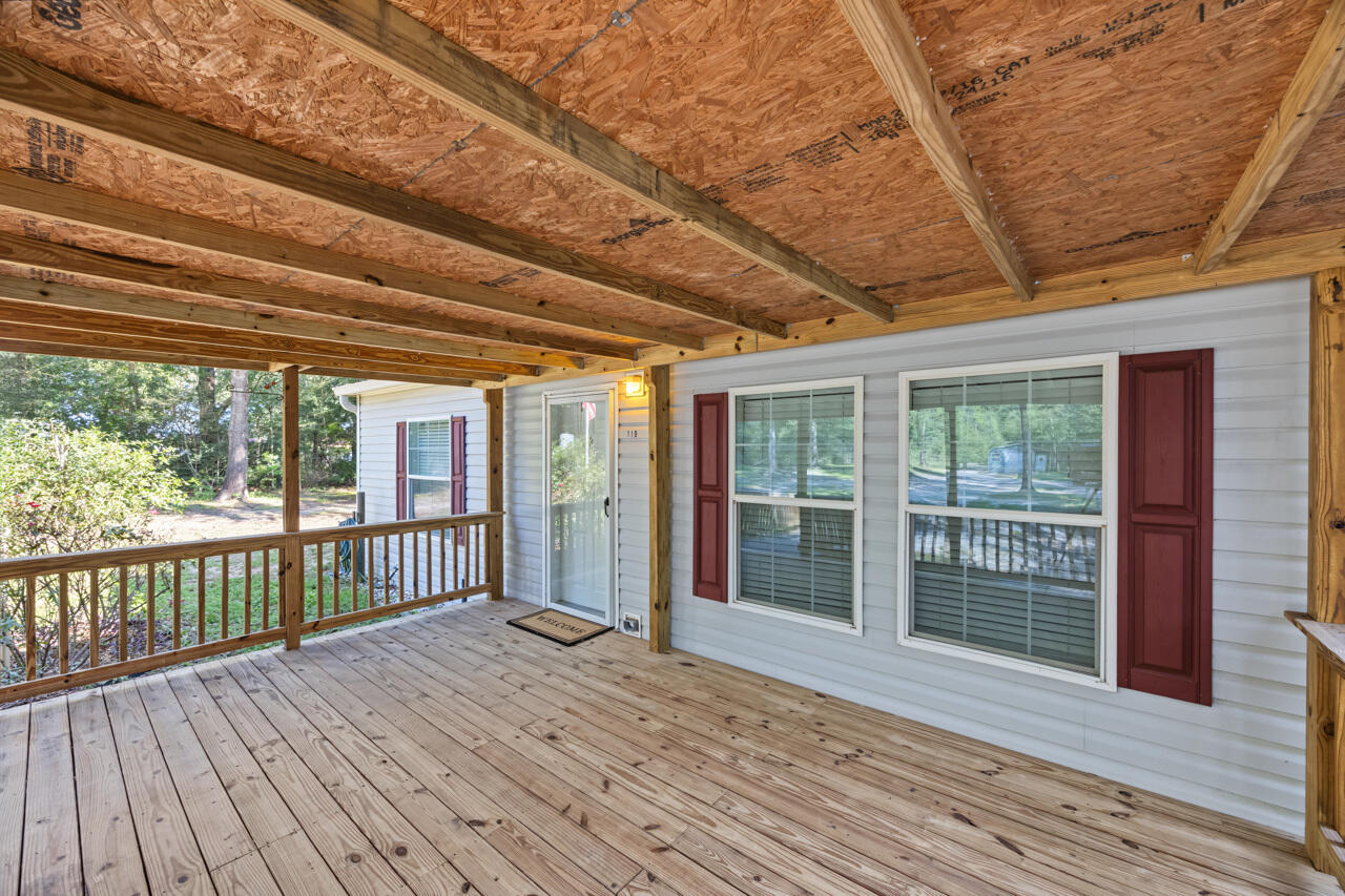 NO RECORDED SUBDIVISION - Residential