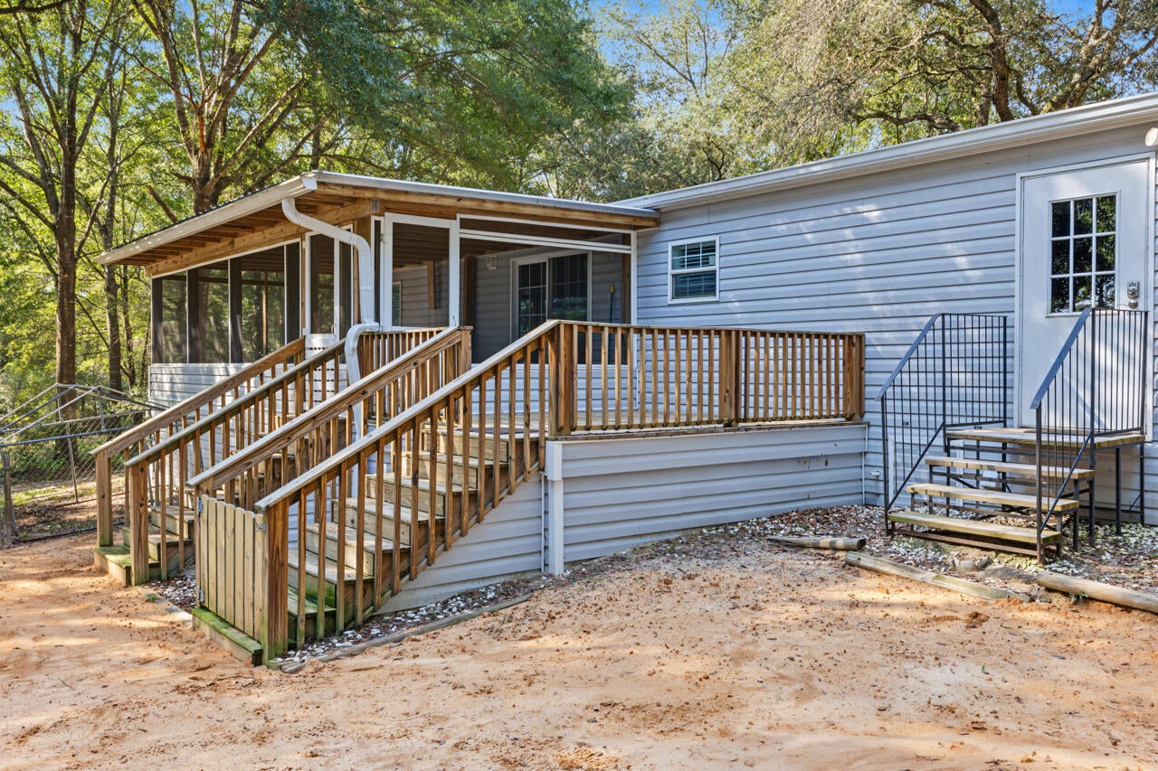 NO RECORDED SUBDIVISION - Residential