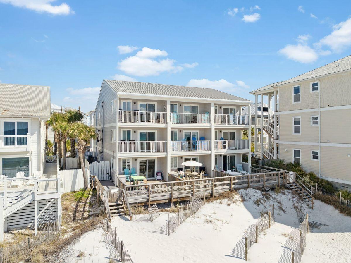LEEWARD CONDO 2 - Residential