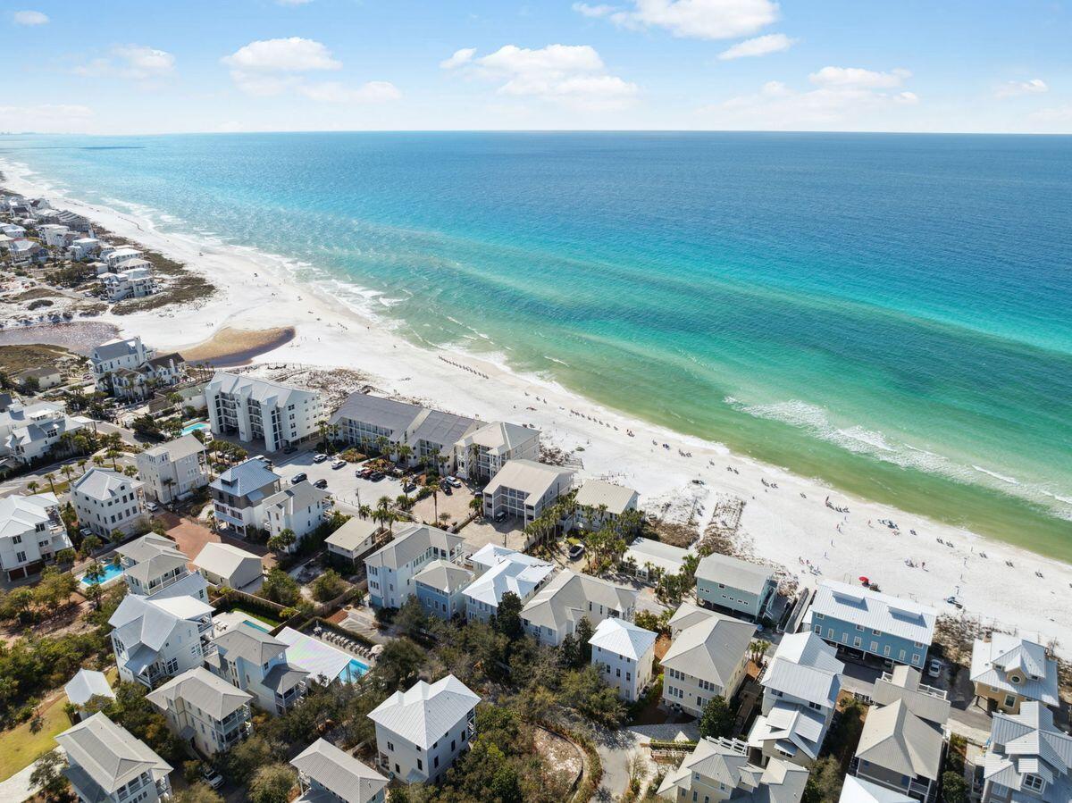 LEEWARD CONDO 2 - Residential