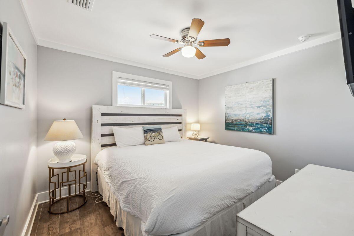 LEEWARD CONDO 2 - Residential