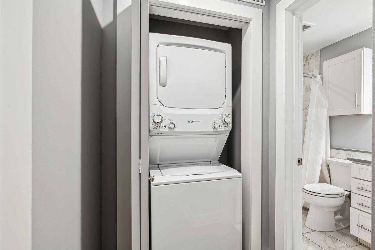 LEEWARD CONDO 2 - Residential