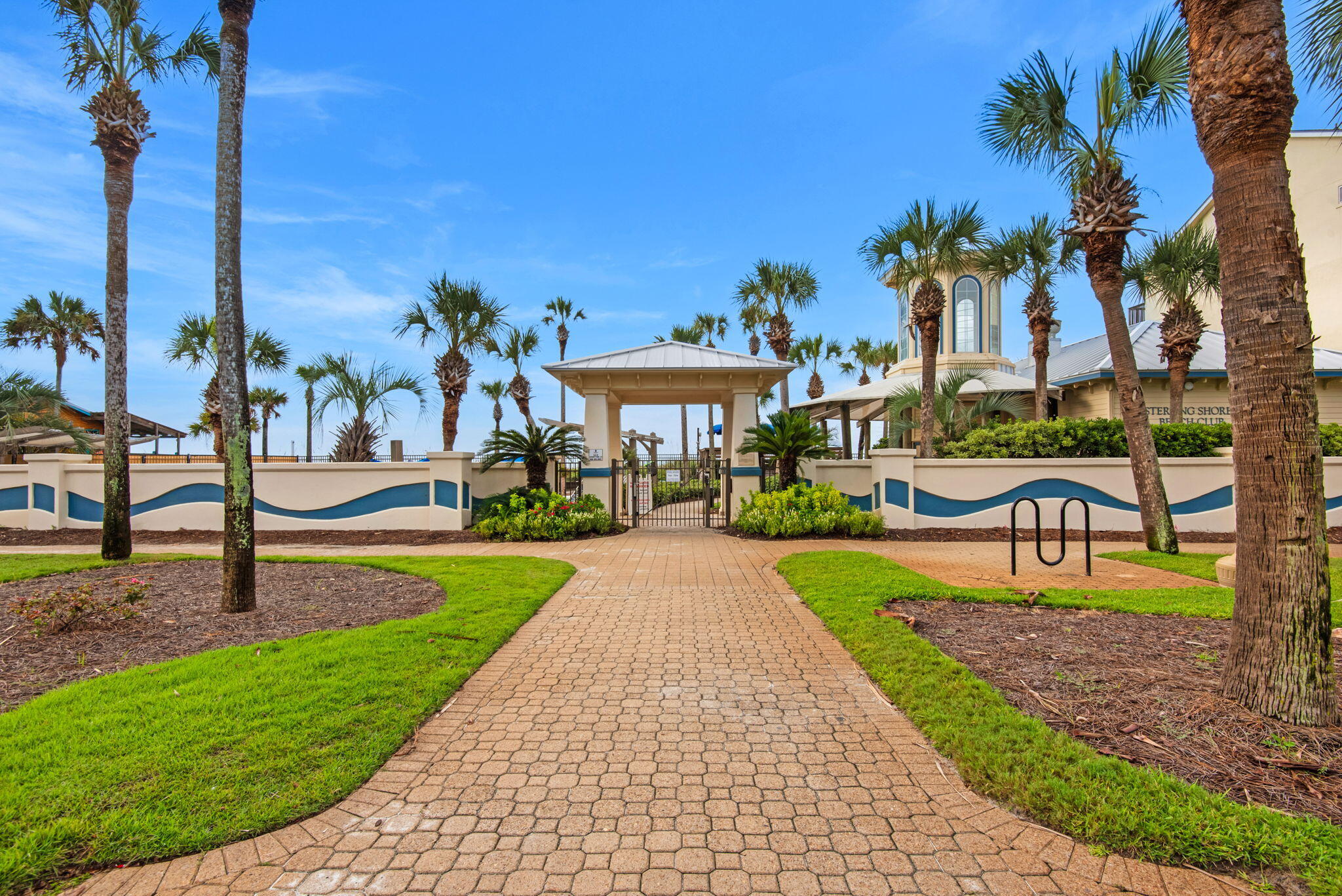 STERLING SHORES - Residential