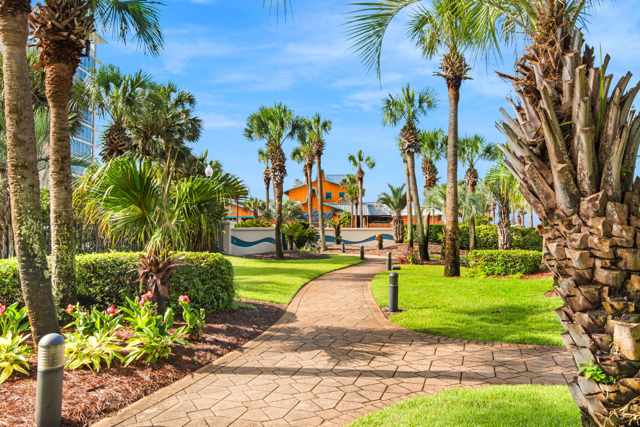 STERLING SHORES - Residential