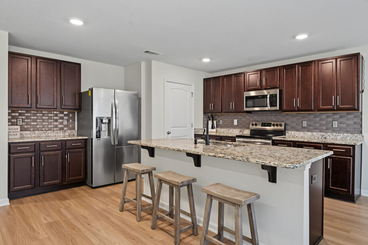 REDSTONE ESTATES - Residential