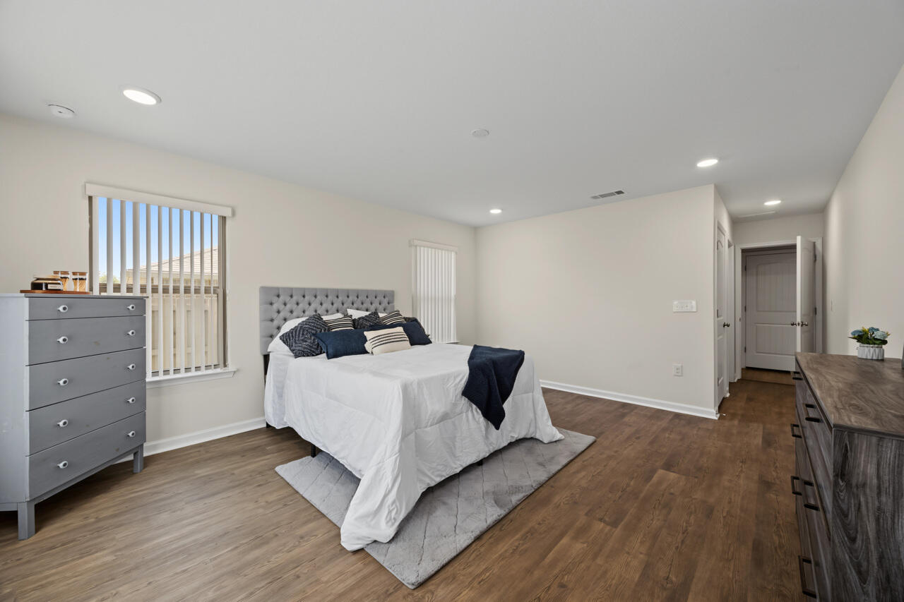 REDSTONE ESTATES - Residential