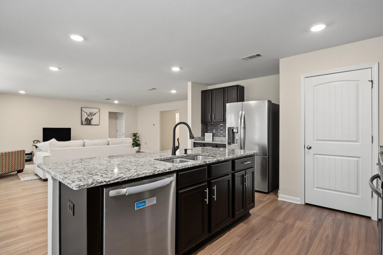 REDSTONE ESTATES - Residential