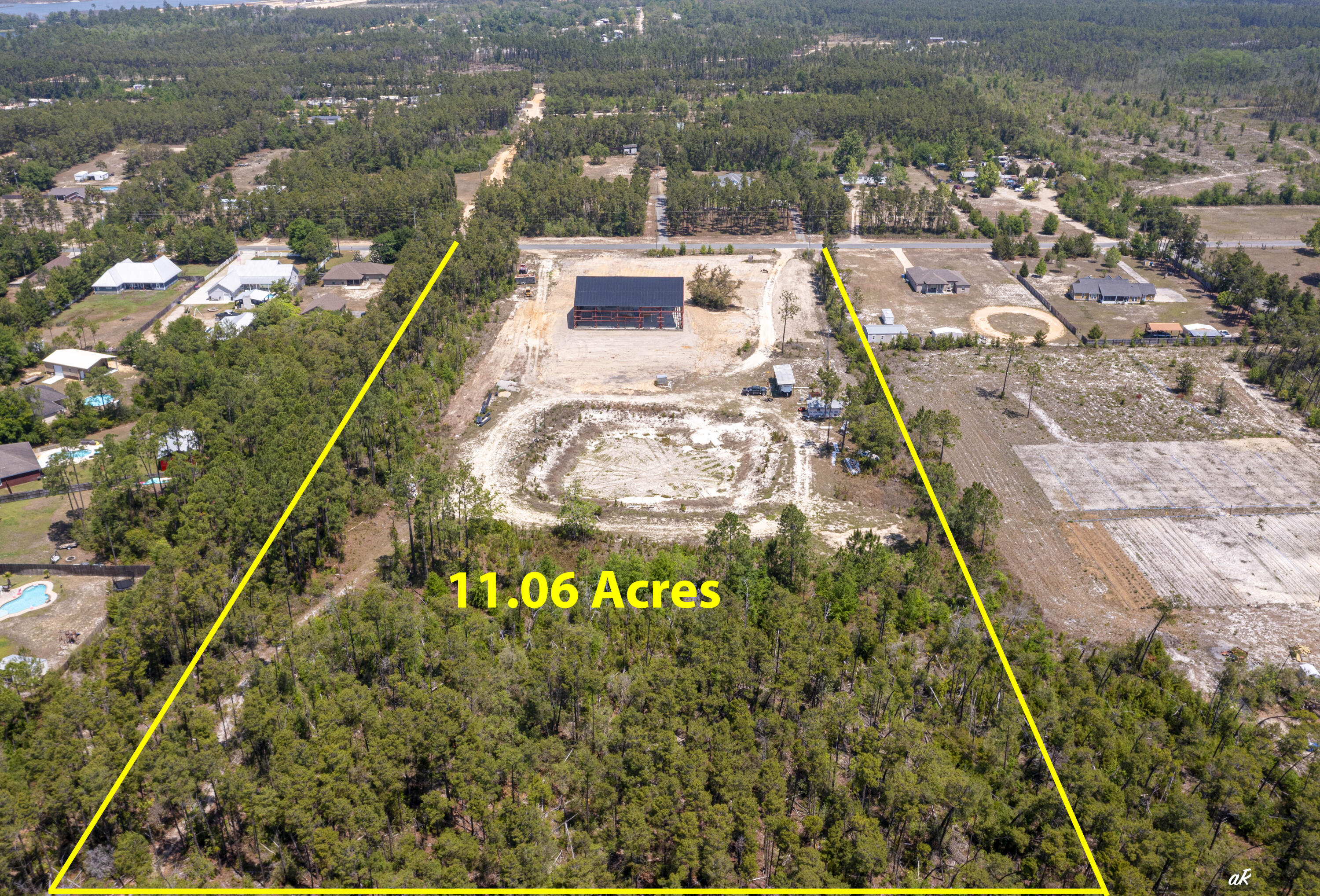 NO RECORDED SUBDIVISION - Land