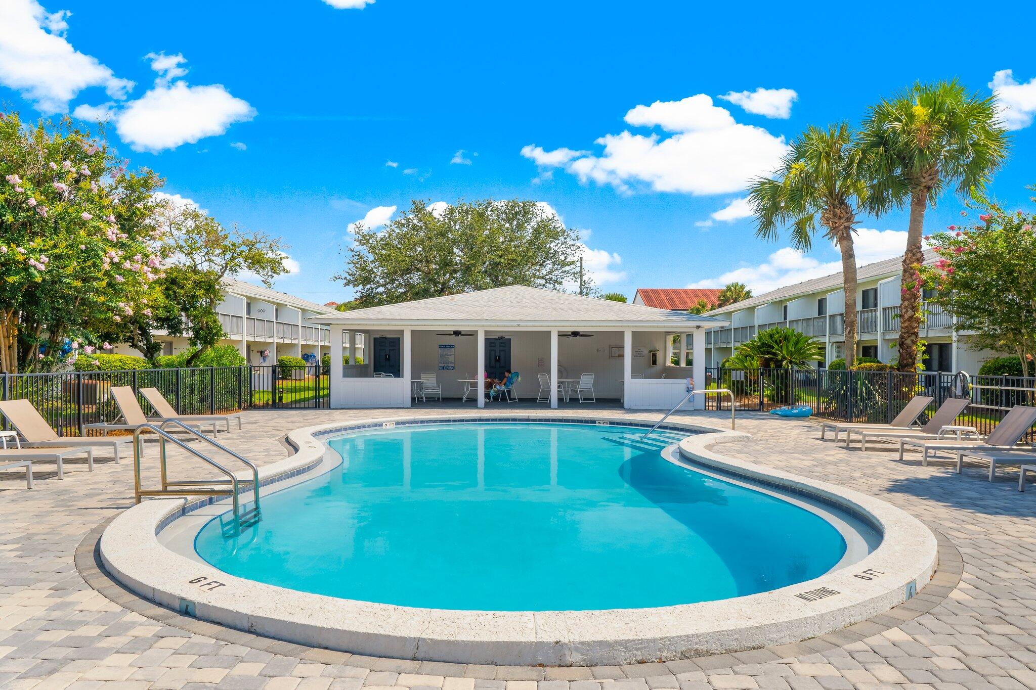 HIDDEN BEACH VILLAS CONDO - Residential