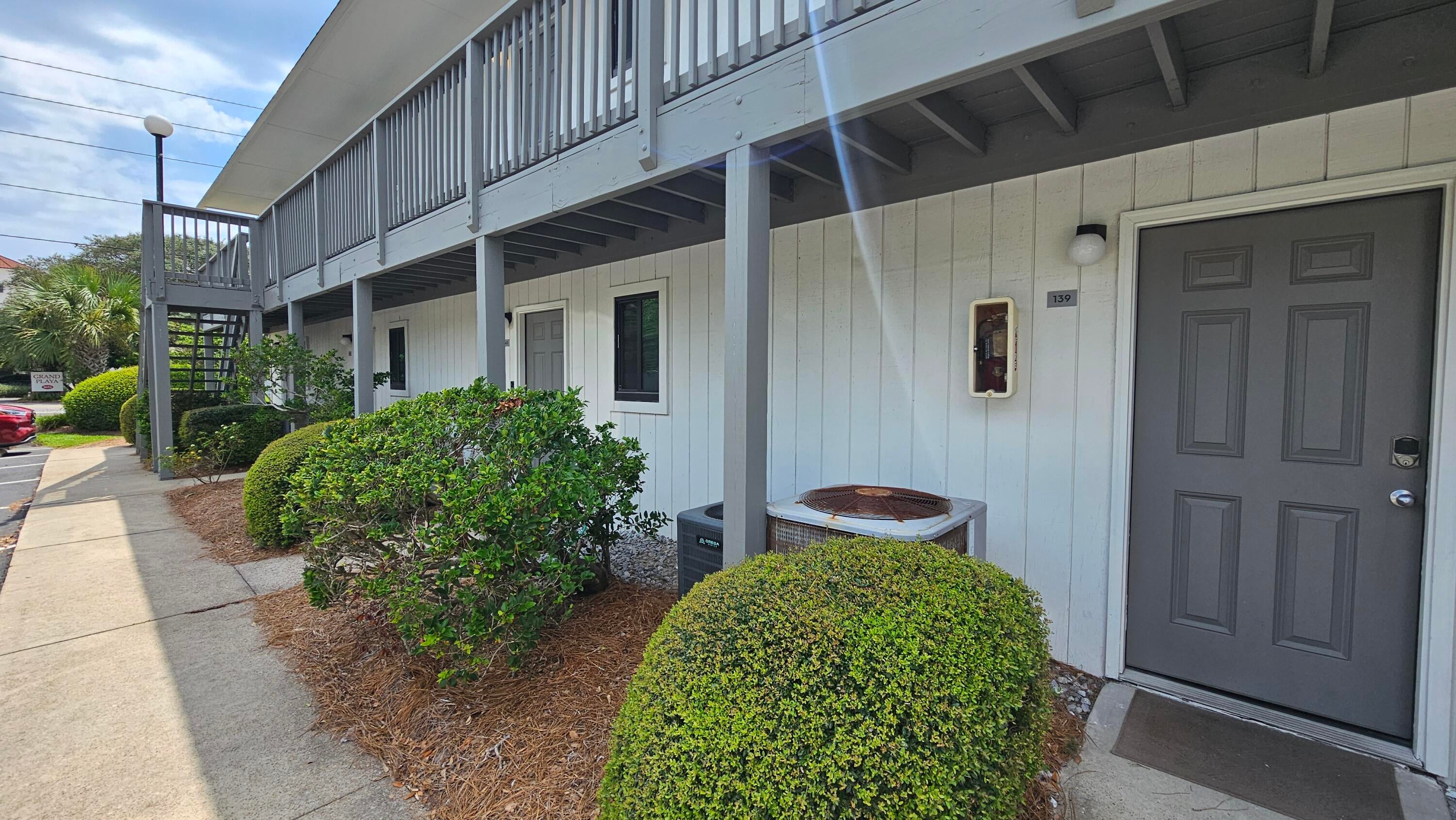 HIDDEN BEACH VILLAS CONDO - Residential