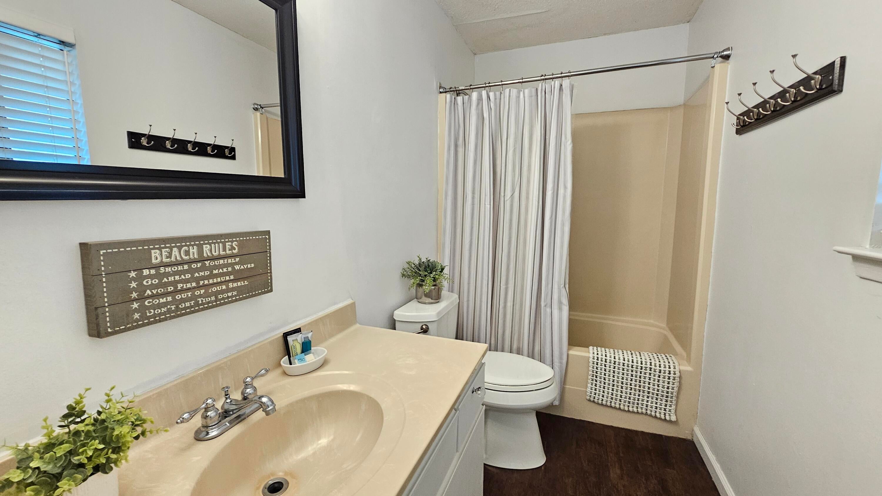 HIDDEN BEACH VILLAS CONDO - Residential