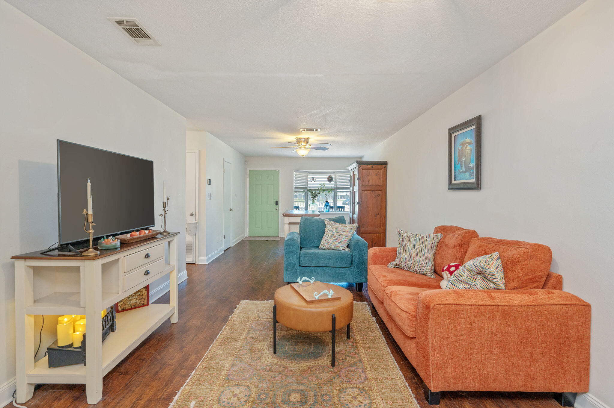 BAY BREEZE T/H - Residential
