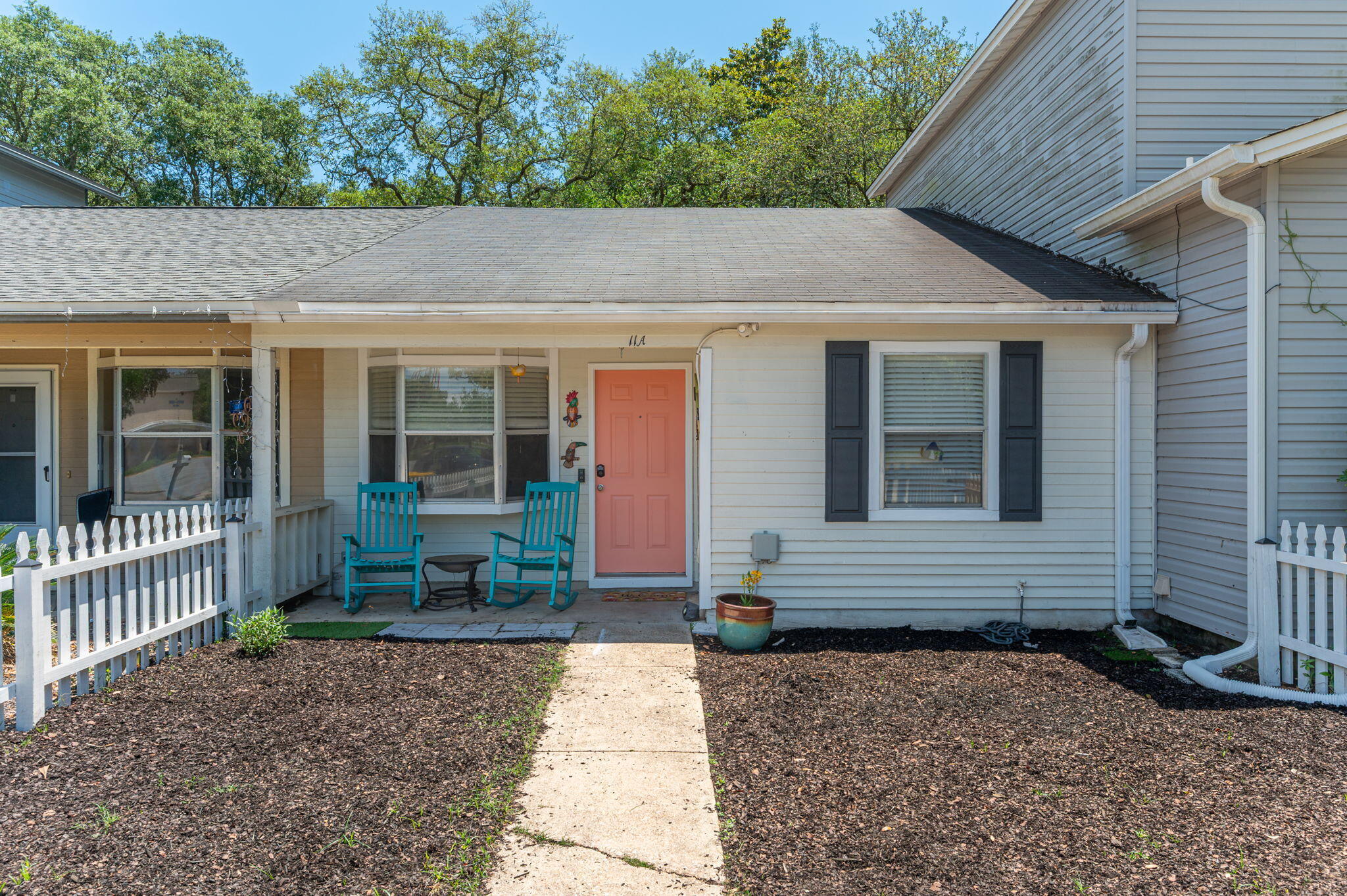 BAY BREEZE T/H - Residential