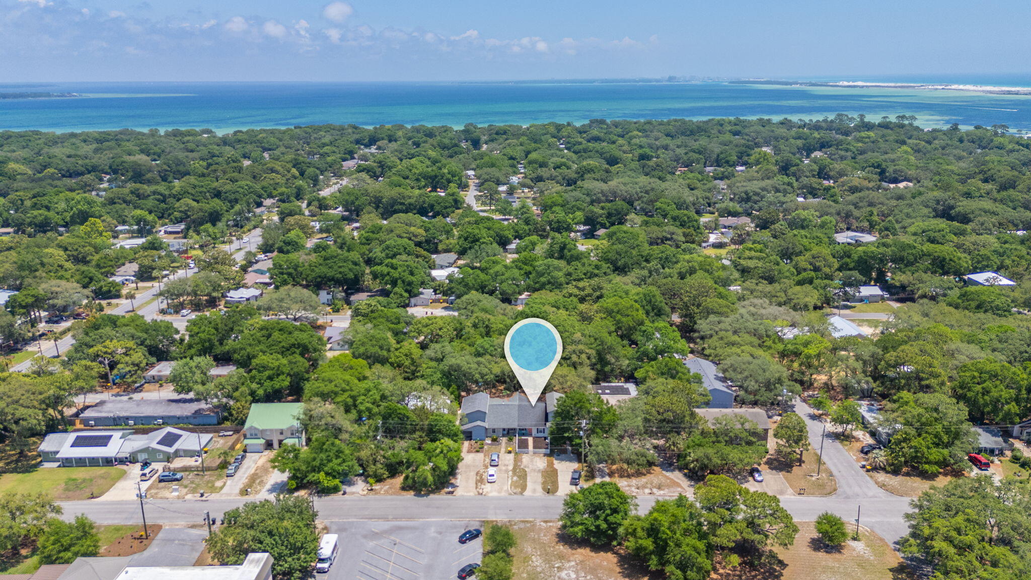 BAY BREEZE T/H - Residential