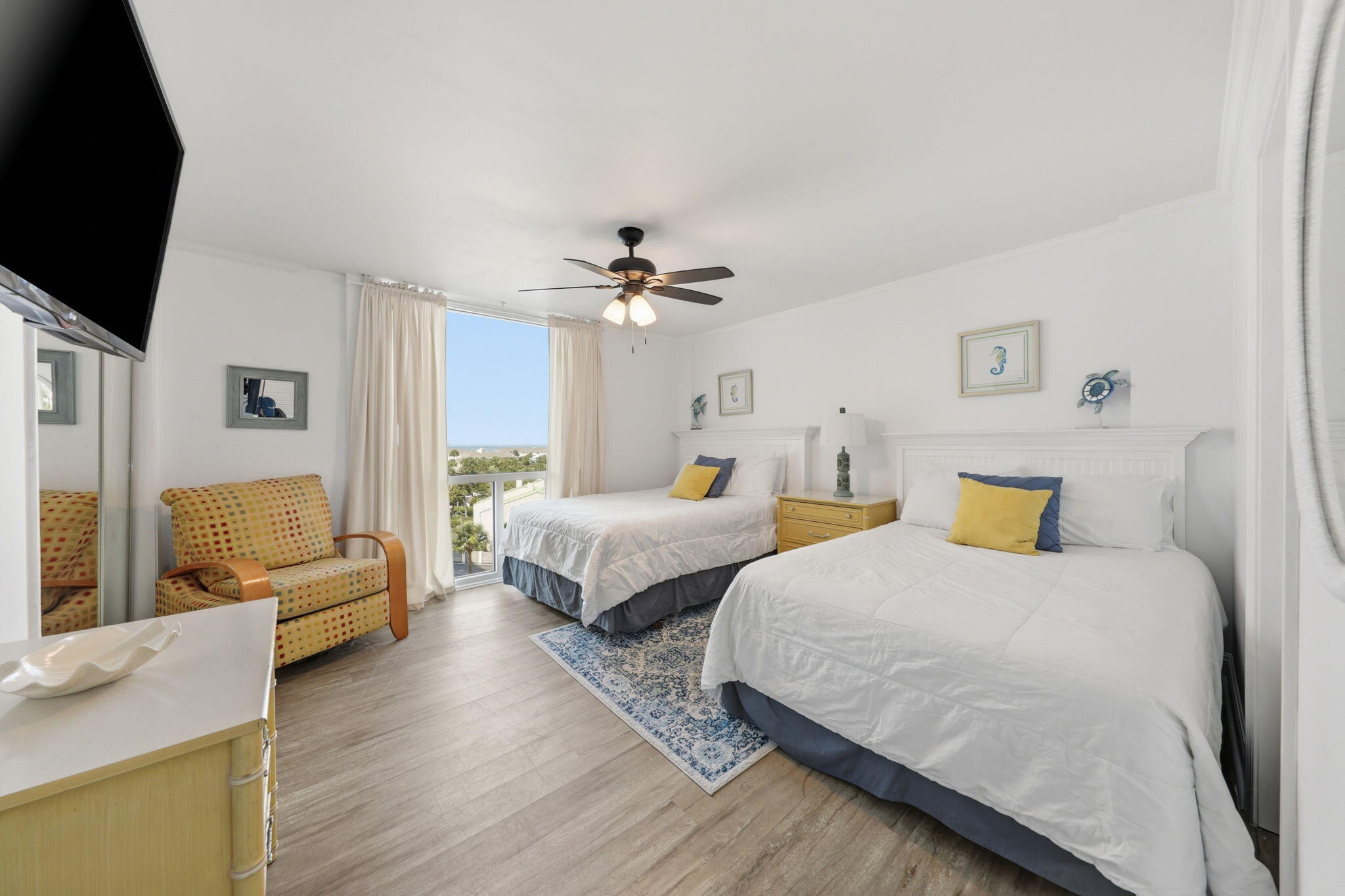 SHORELINE TOWERS 3 - Residential