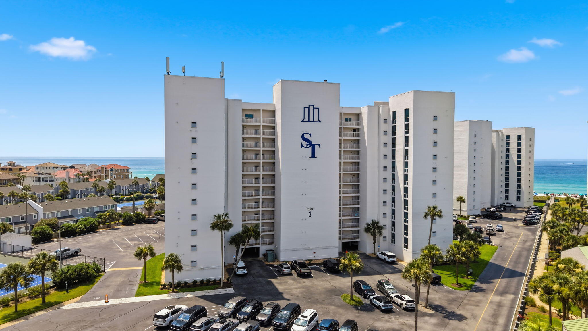 SHORELINE TOWERS 3 - Residential