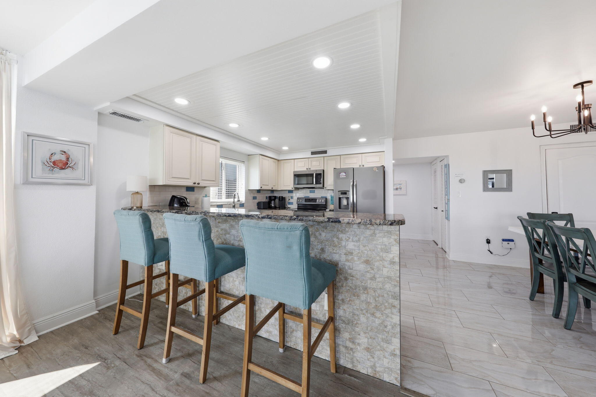 SHORELINE TOWERS 3 - Residential