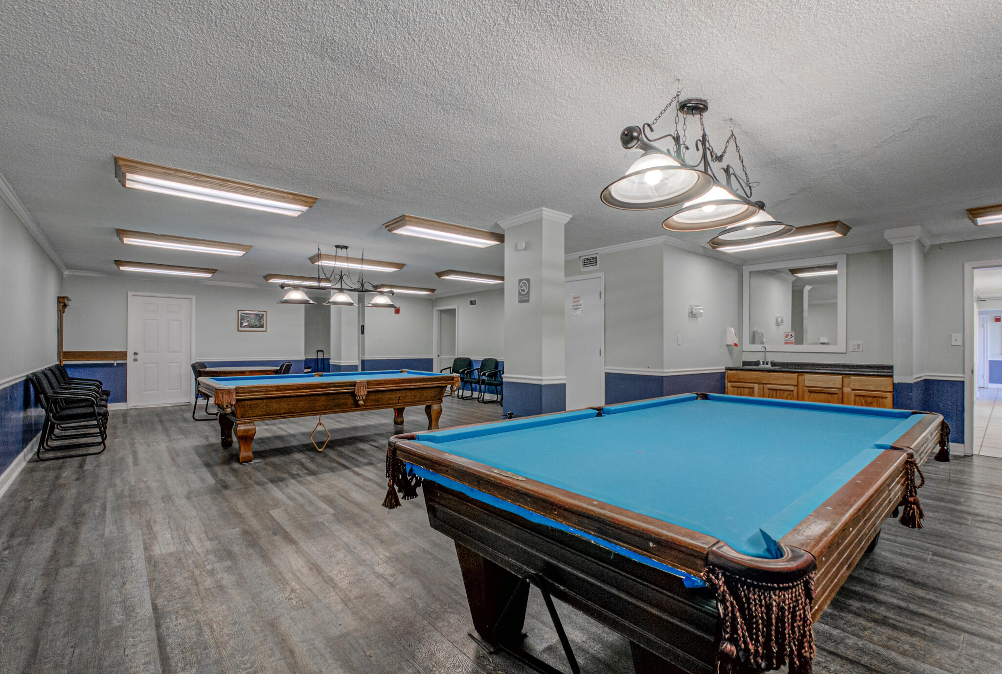 REGENCY TOWERS CONDO - Residential