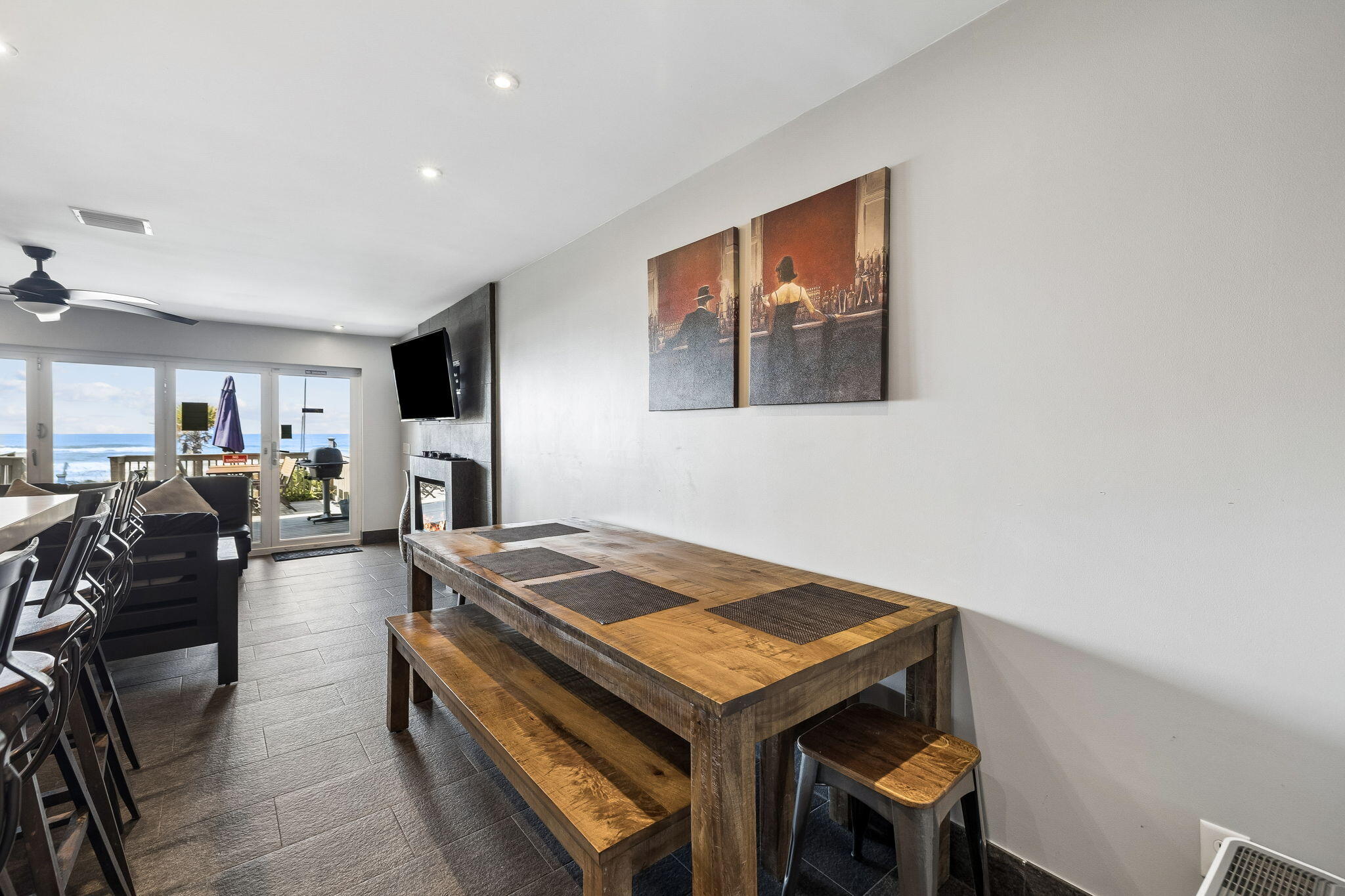 BLUE SURF T/H - Residential