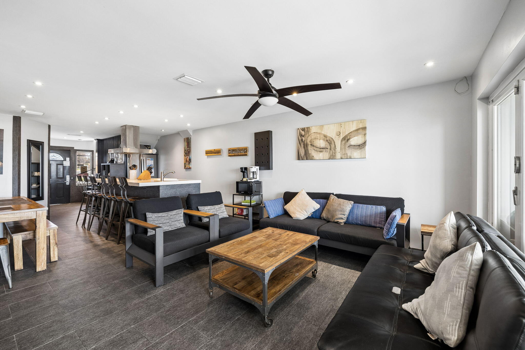 BLUE SURF T/H - Residential