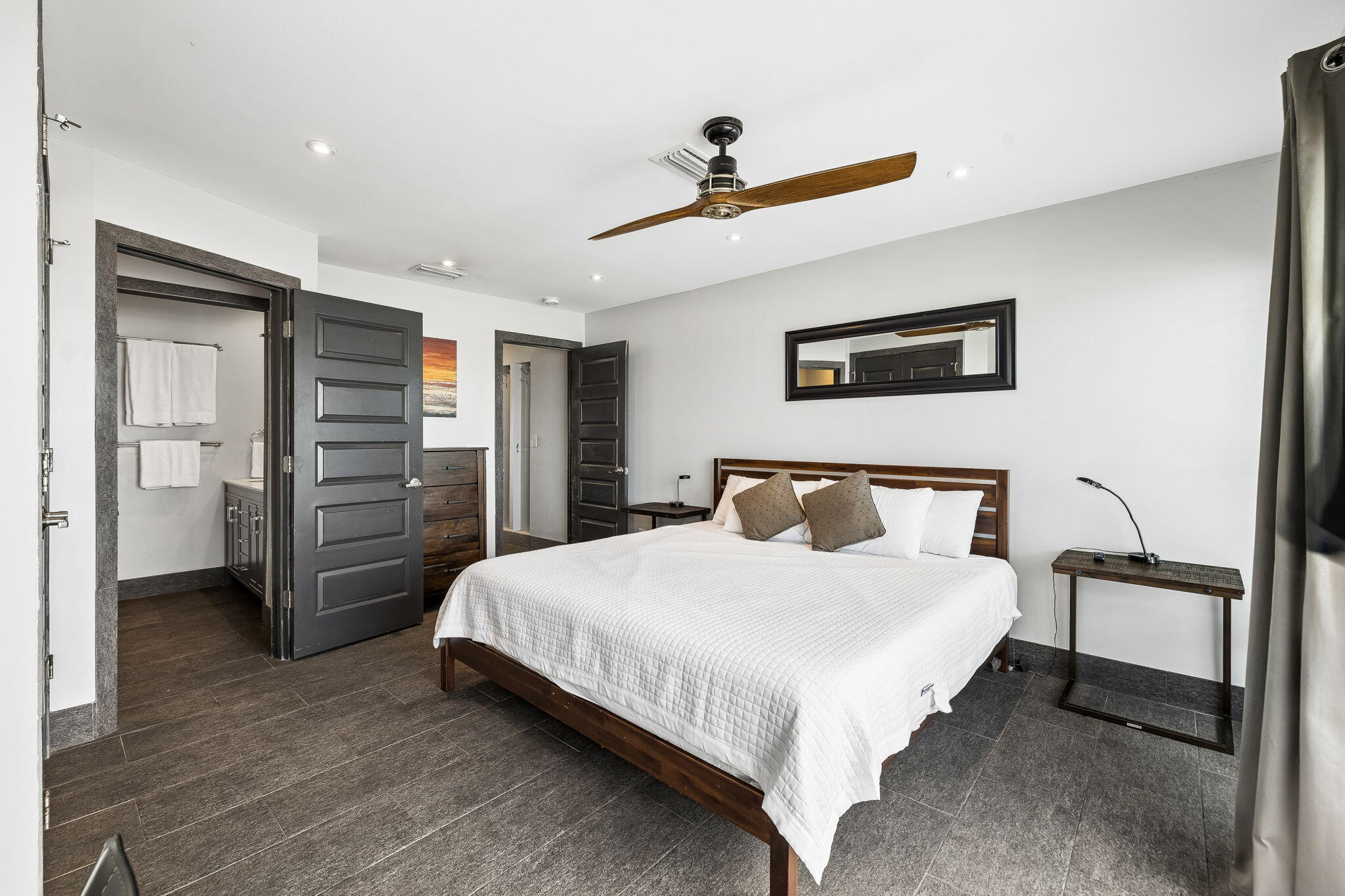 BLUE SURF T/H - Residential