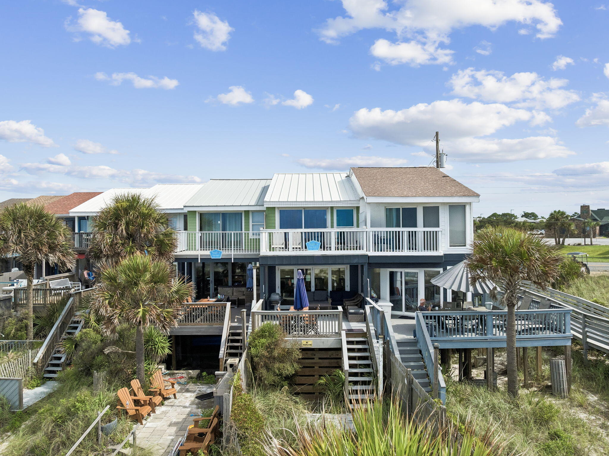 BLUE SURF T/H - Residential
