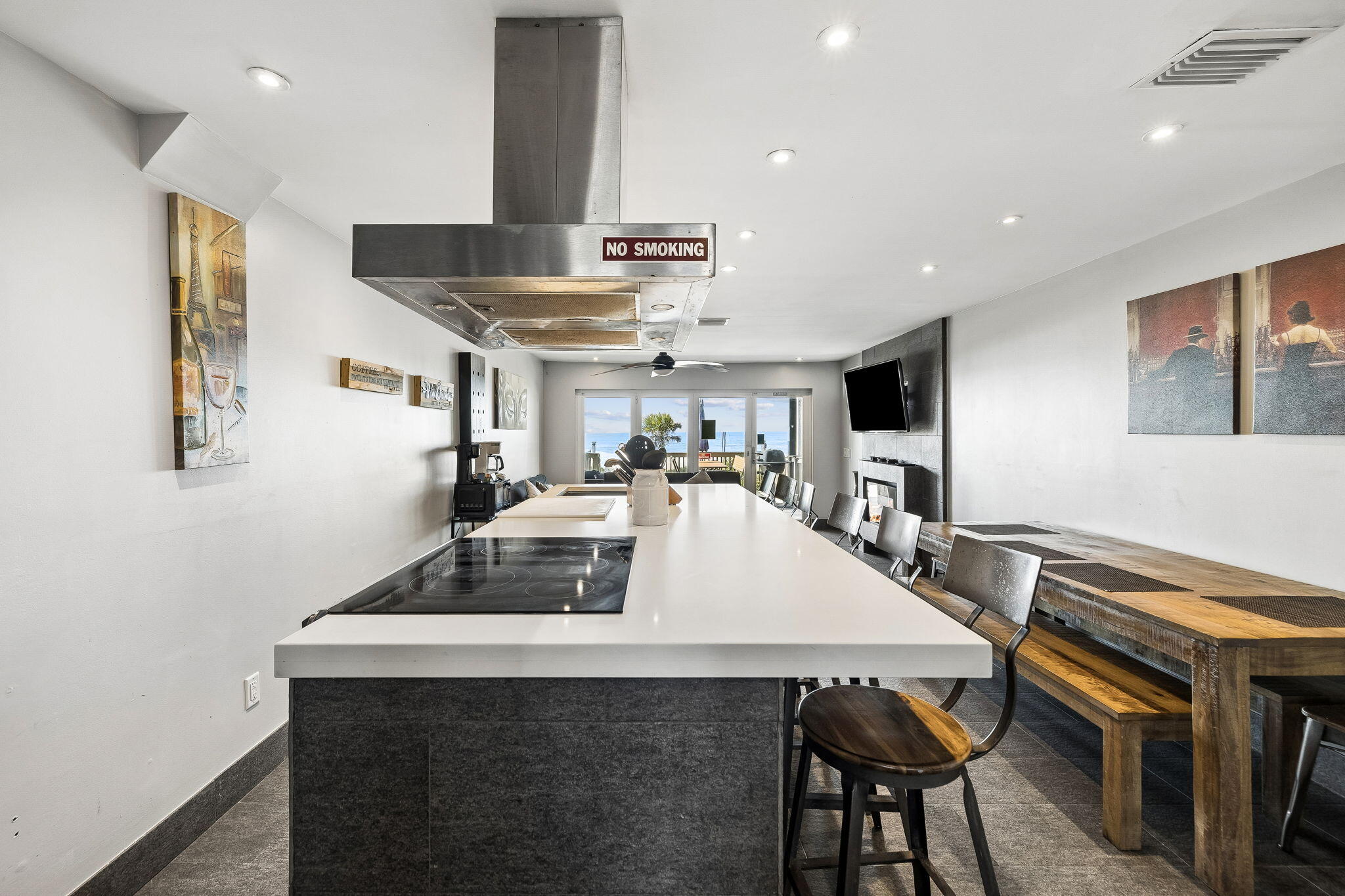 BLUE SURF T/H - Residential