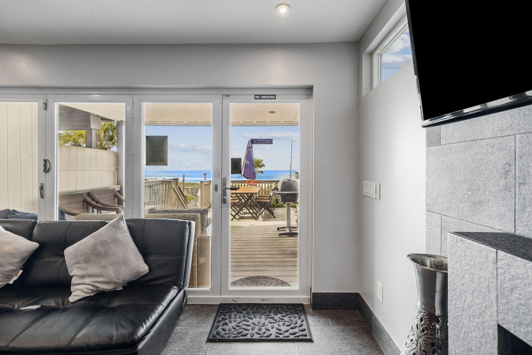BLUE SURF T/H - Residential