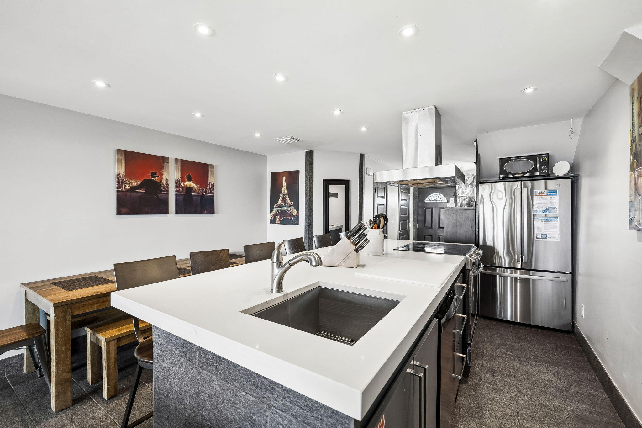 BLUE SURF T/H - Residential