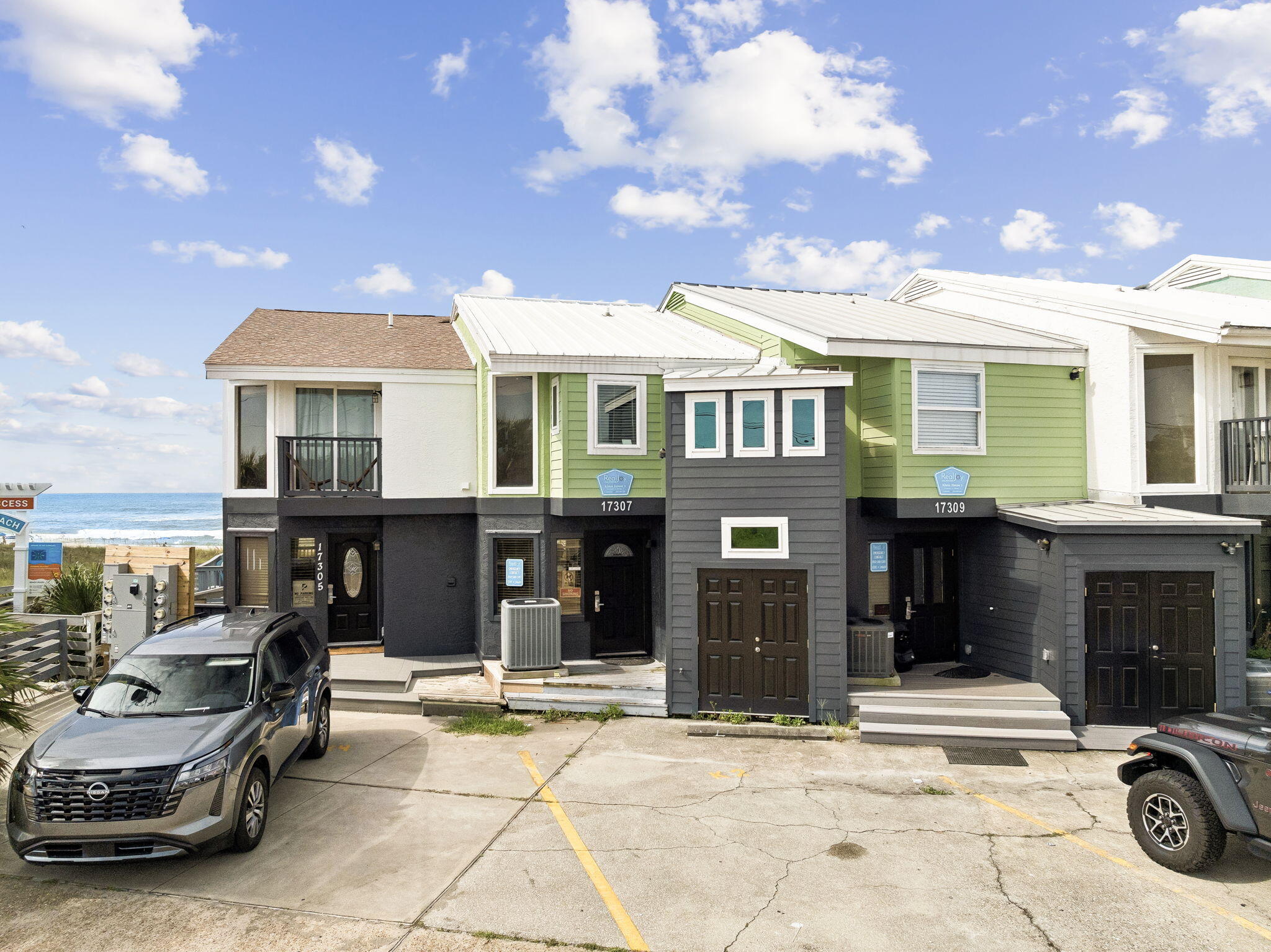 BLUE SURF T/H - Residential