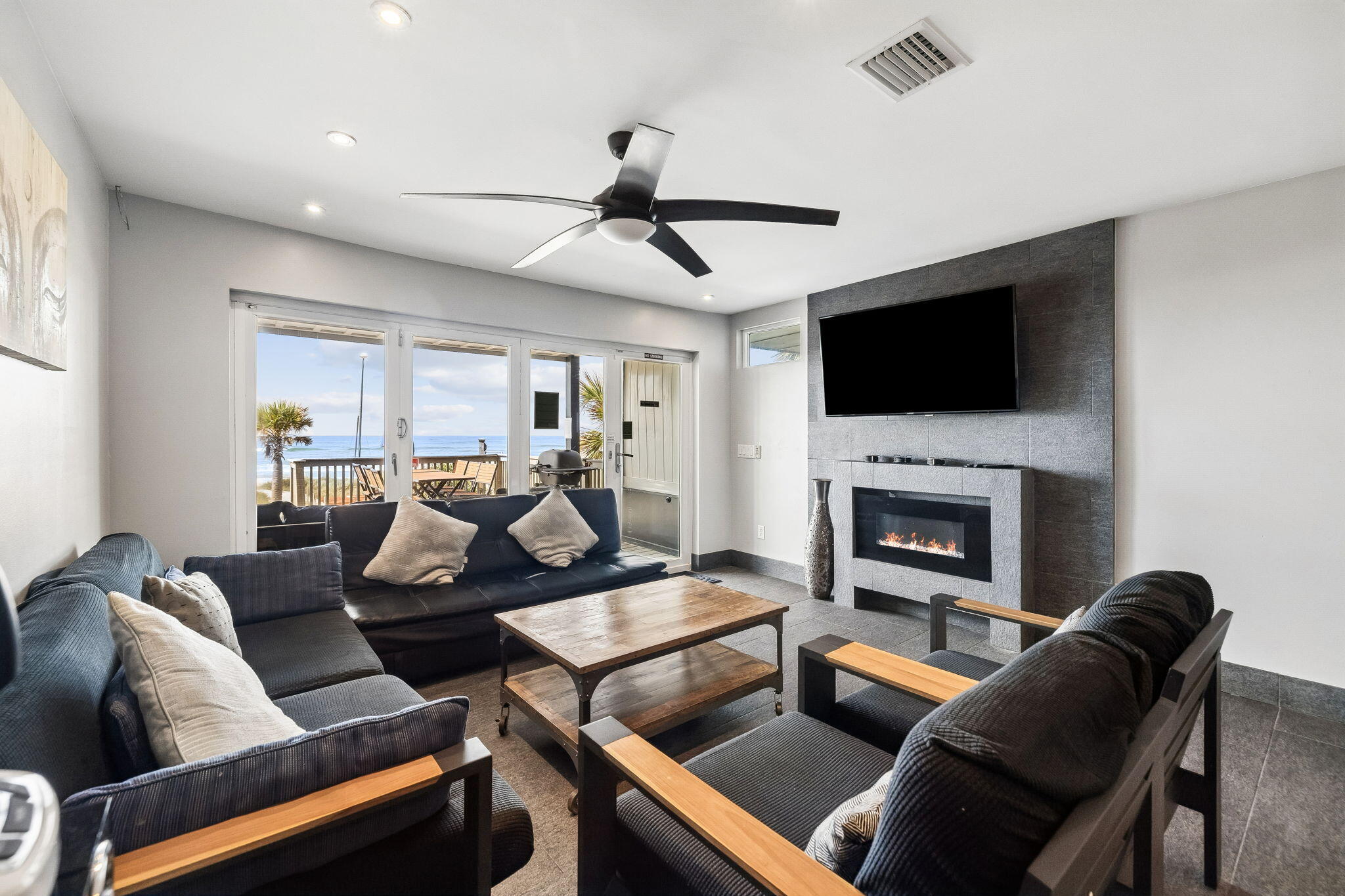 BLUE SURF T/H - Residential