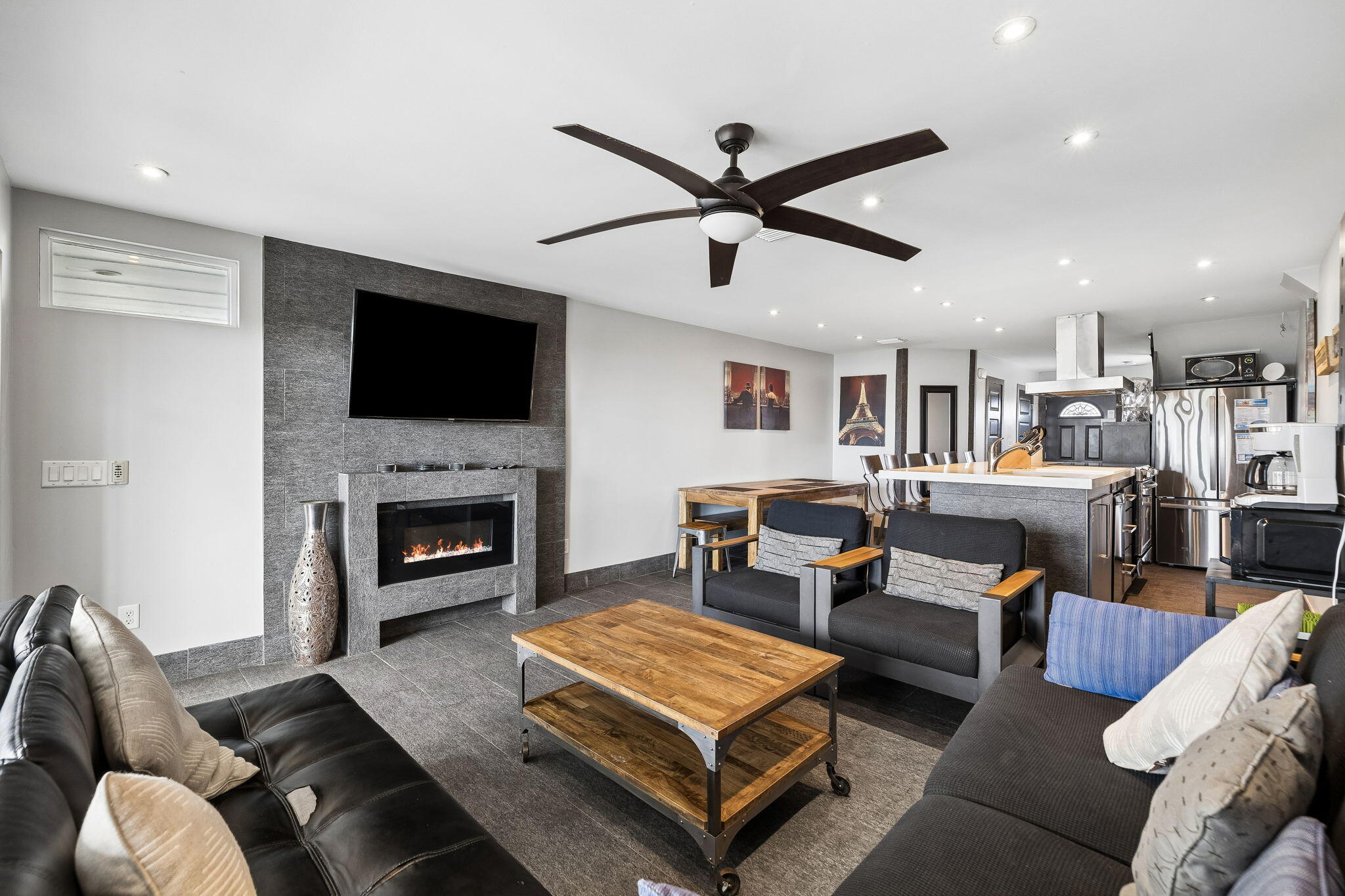 BLUE SURF T/H - Residential