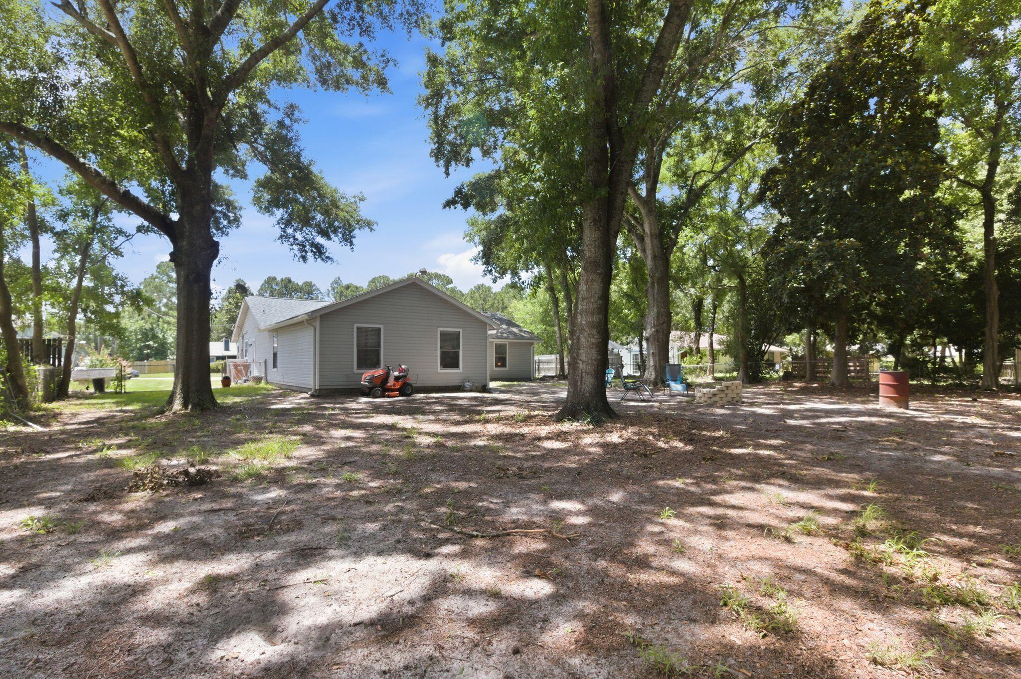 NAVARRE S/D 2ND ADDN - Residential