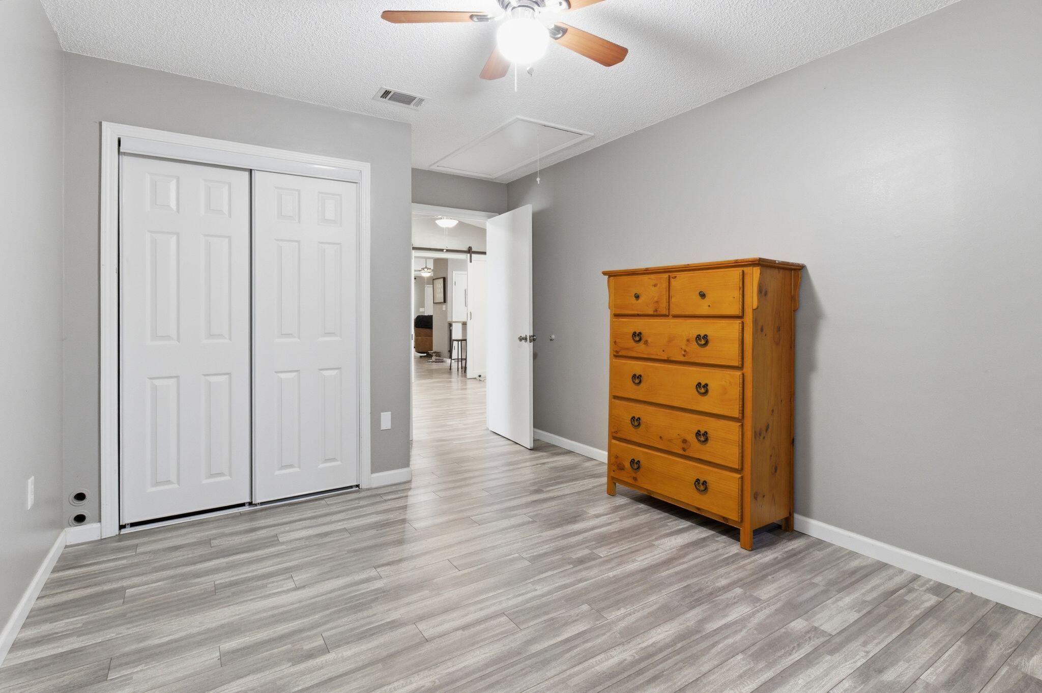 NAVARRE S/D 2ND ADDN - Residential