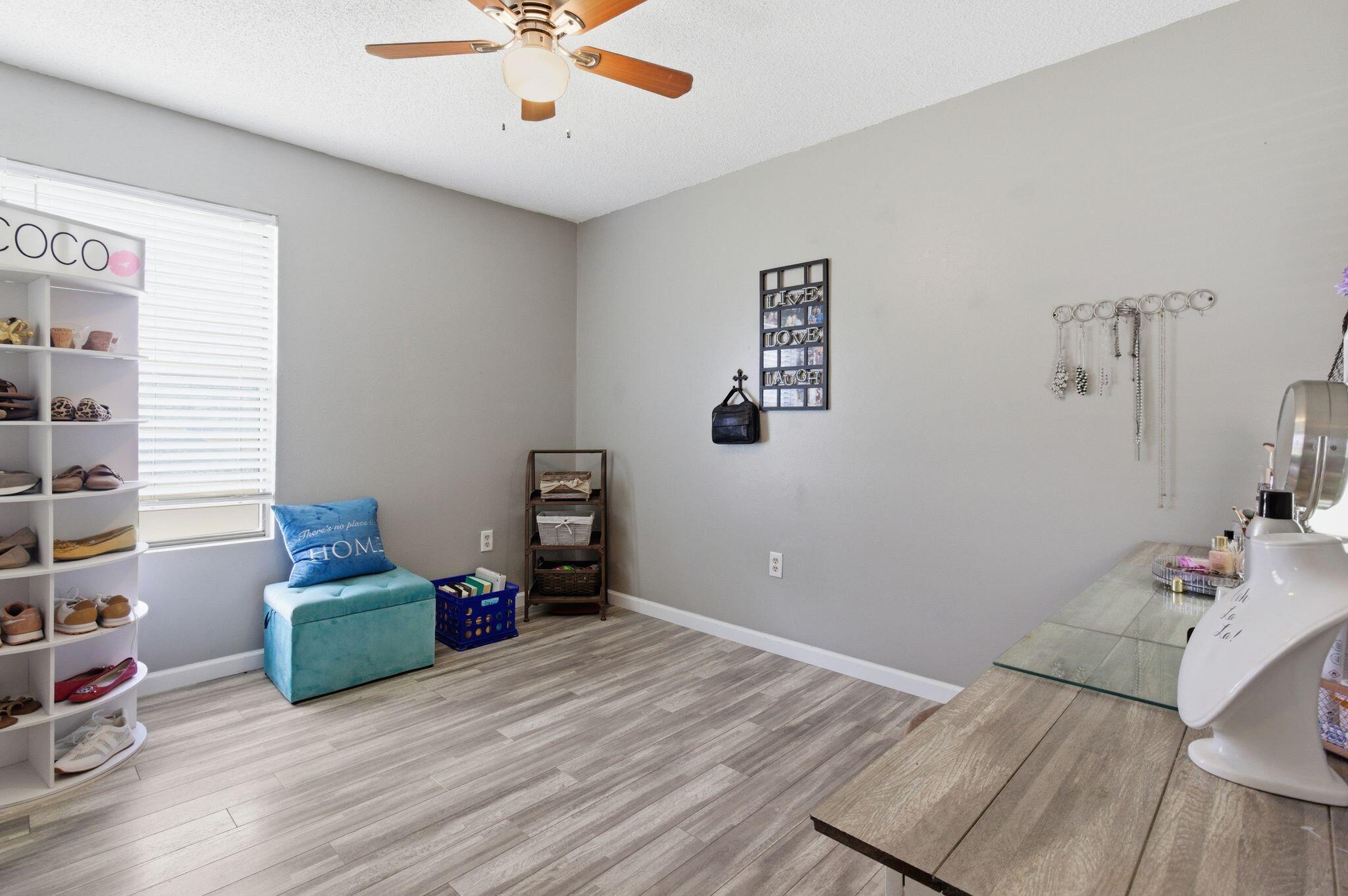 NAVARRE S/D 2ND ADDN - Residential