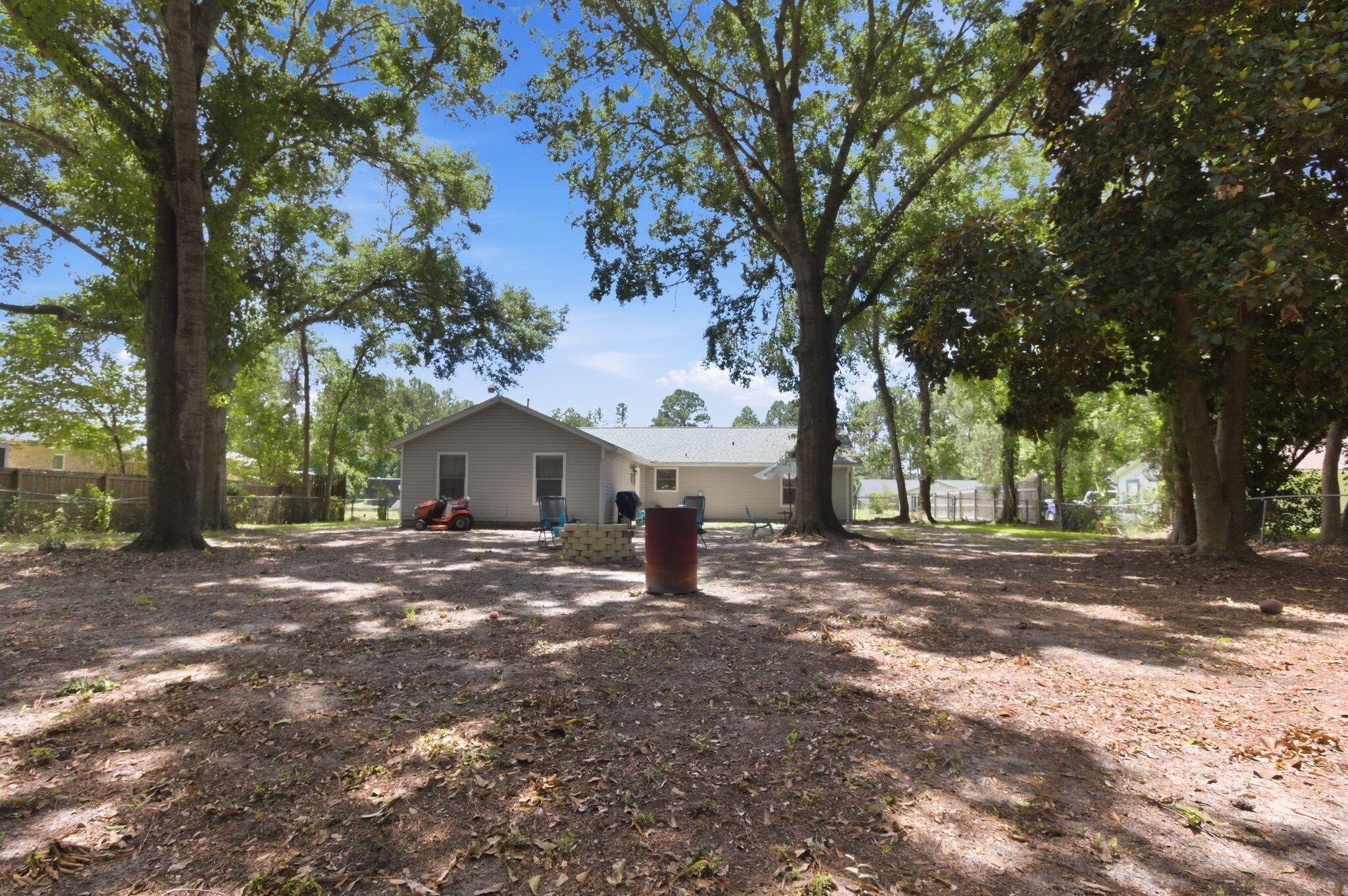 NAVARRE S/D 2ND ADDN - Residential