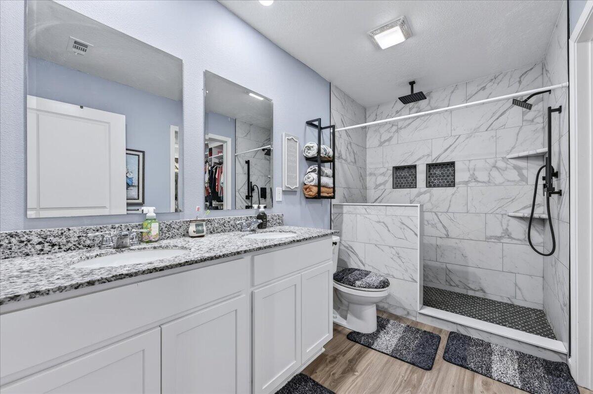 CAT ISLAND ESTATES - Residential