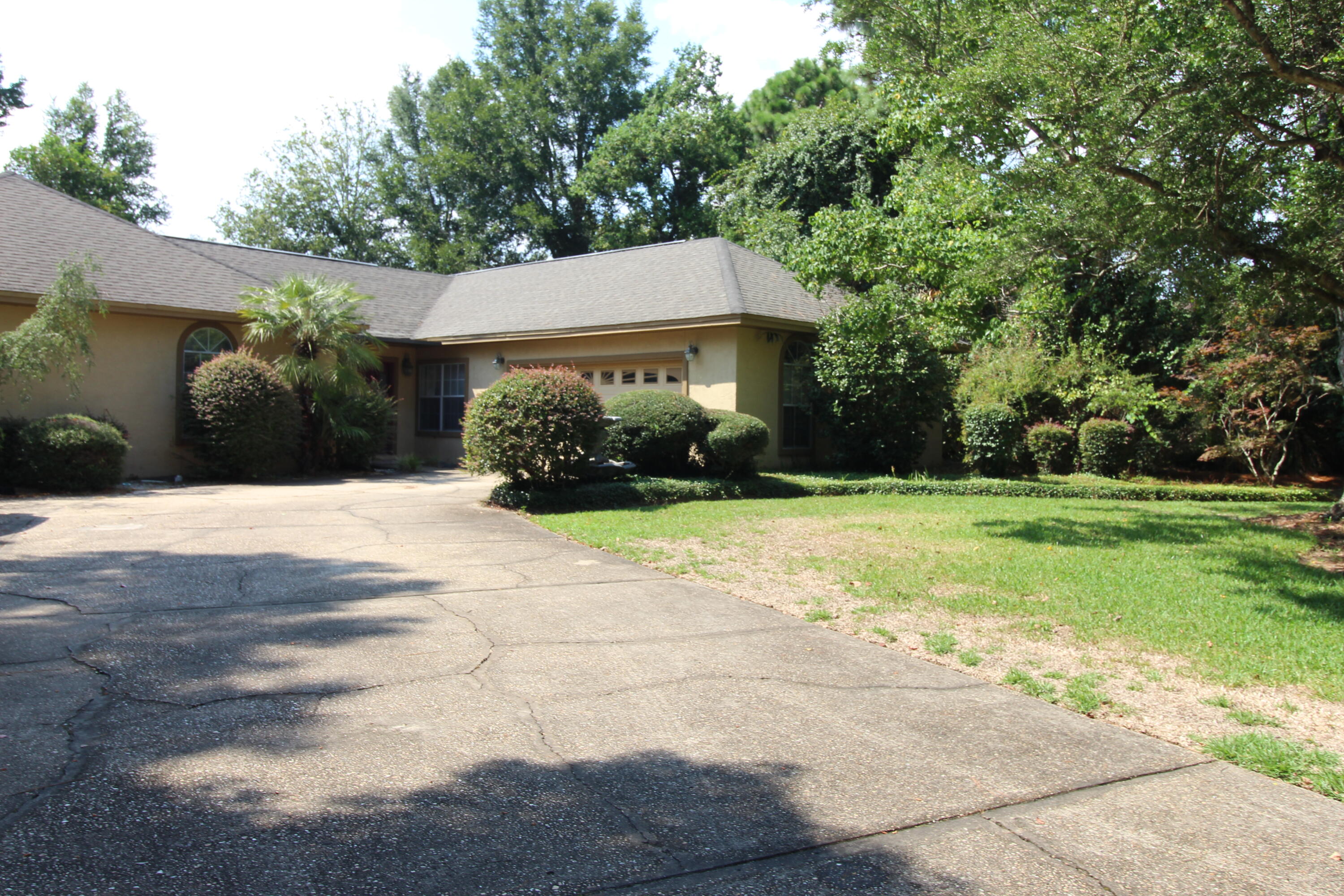 RAINTREE ESTATES #2 - Residential