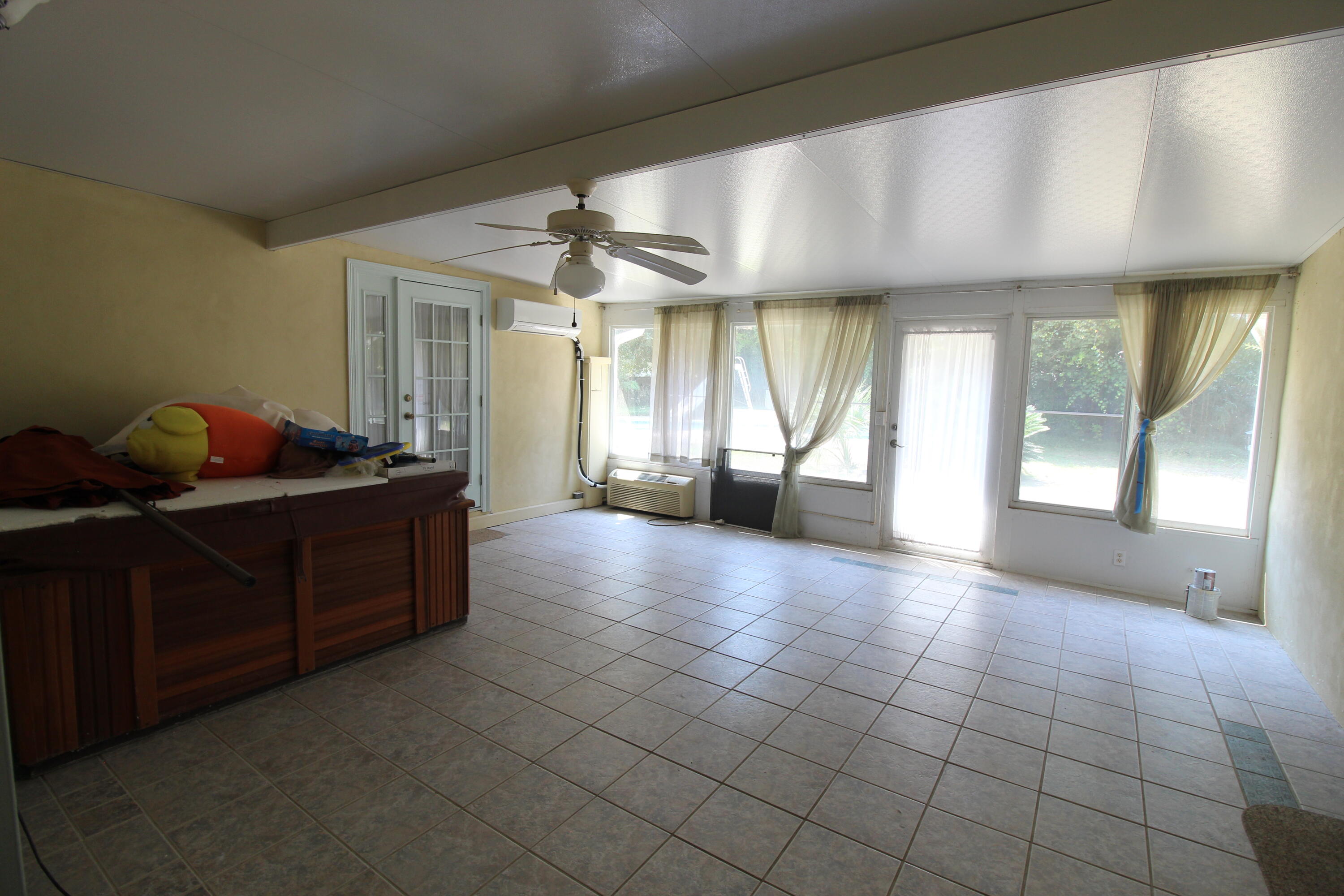 RAINTREE ESTATES #2 - Residential
