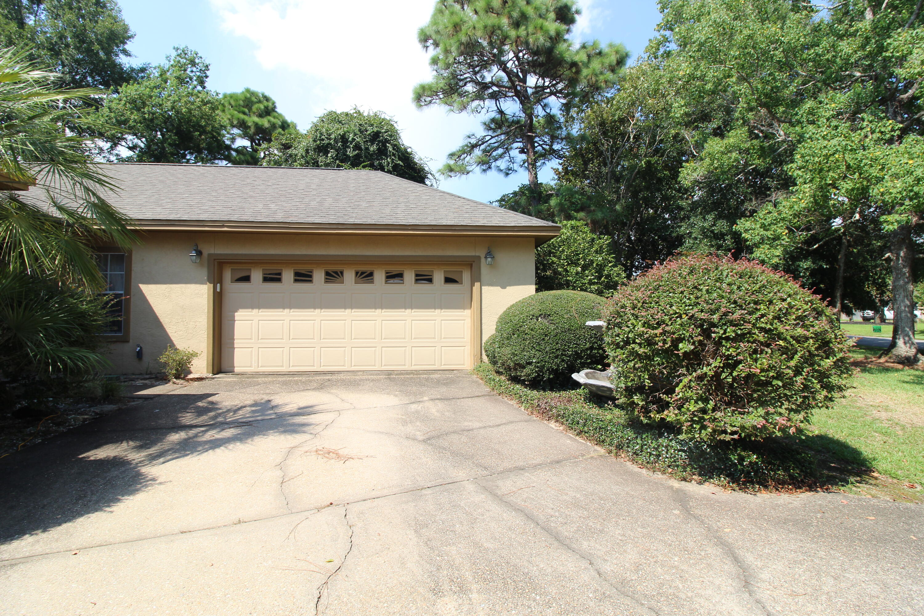 RAINTREE ESTATES #2 - Residential