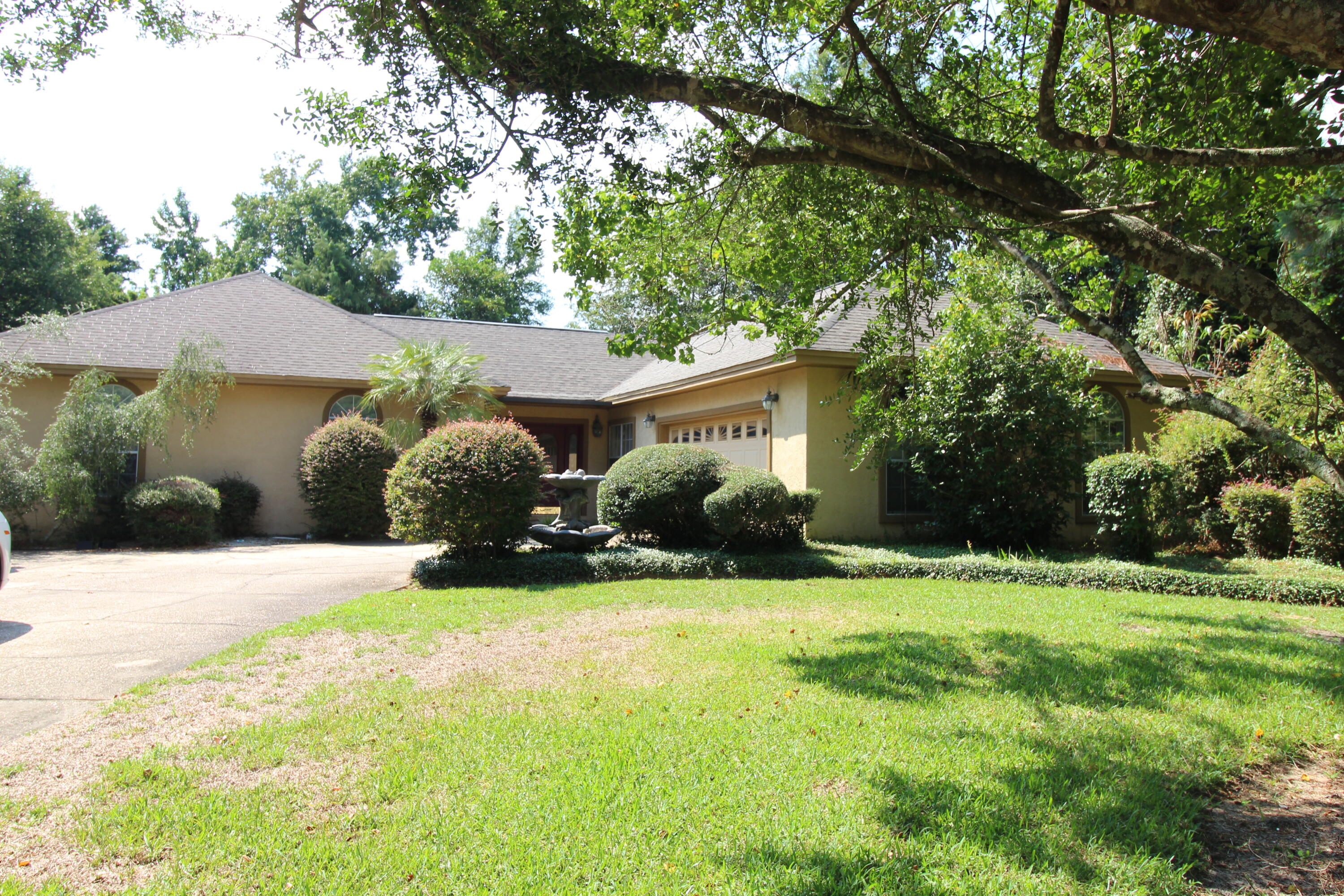 RAINTREE ESTATES #2 - Residential