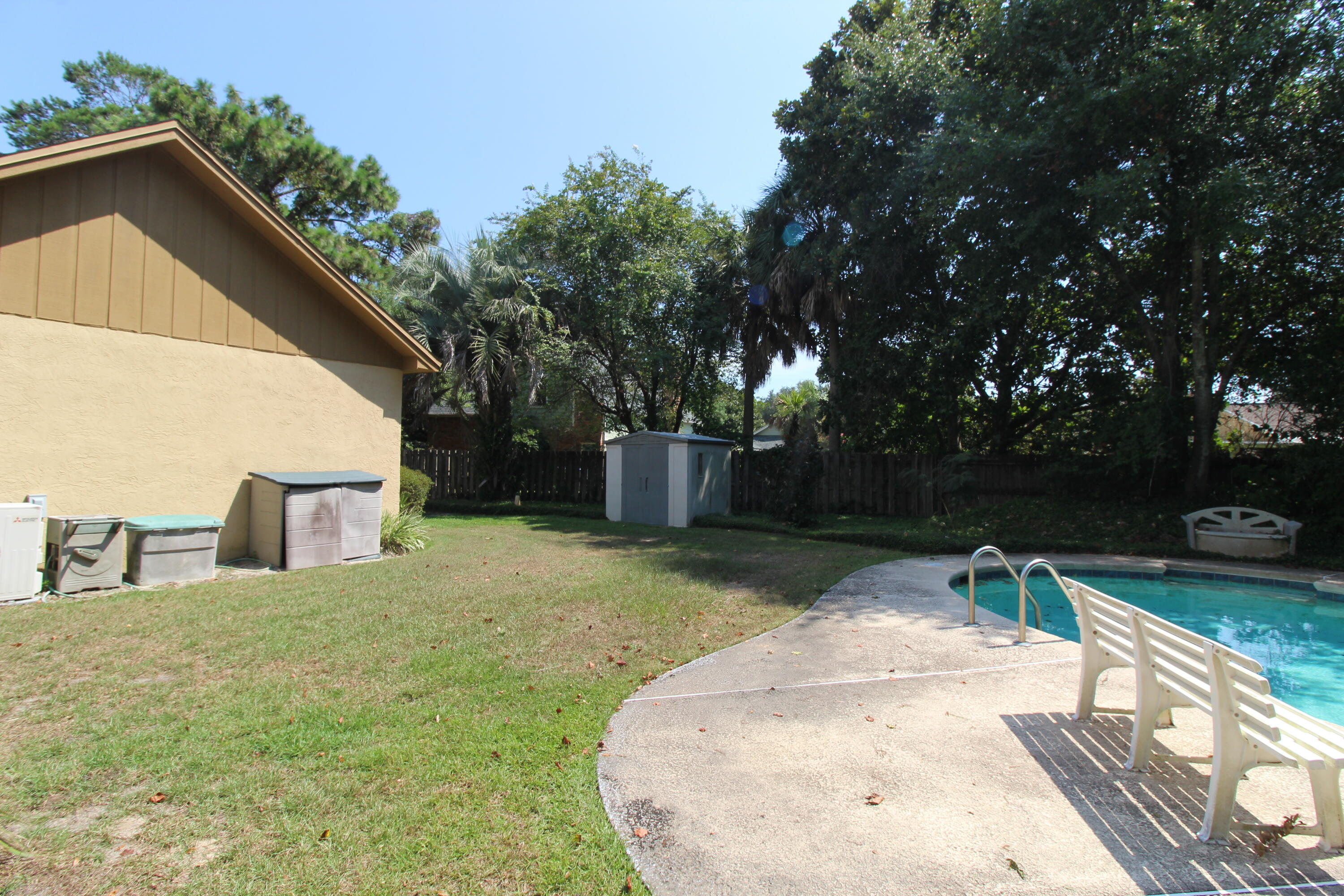 RAINTREE ESTATES #2 - Residential