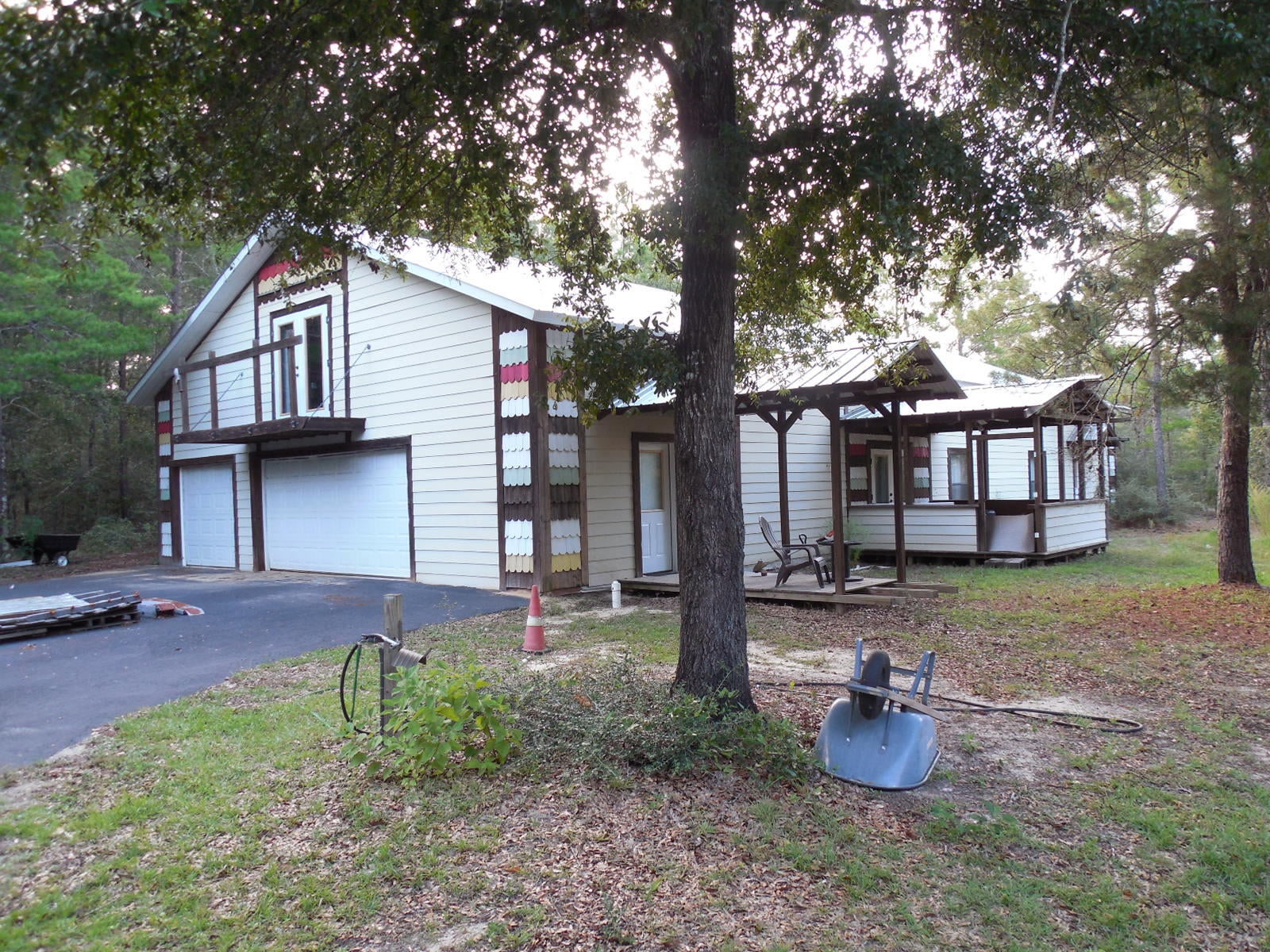 NO RECORDED SUBDIVISION - Residential