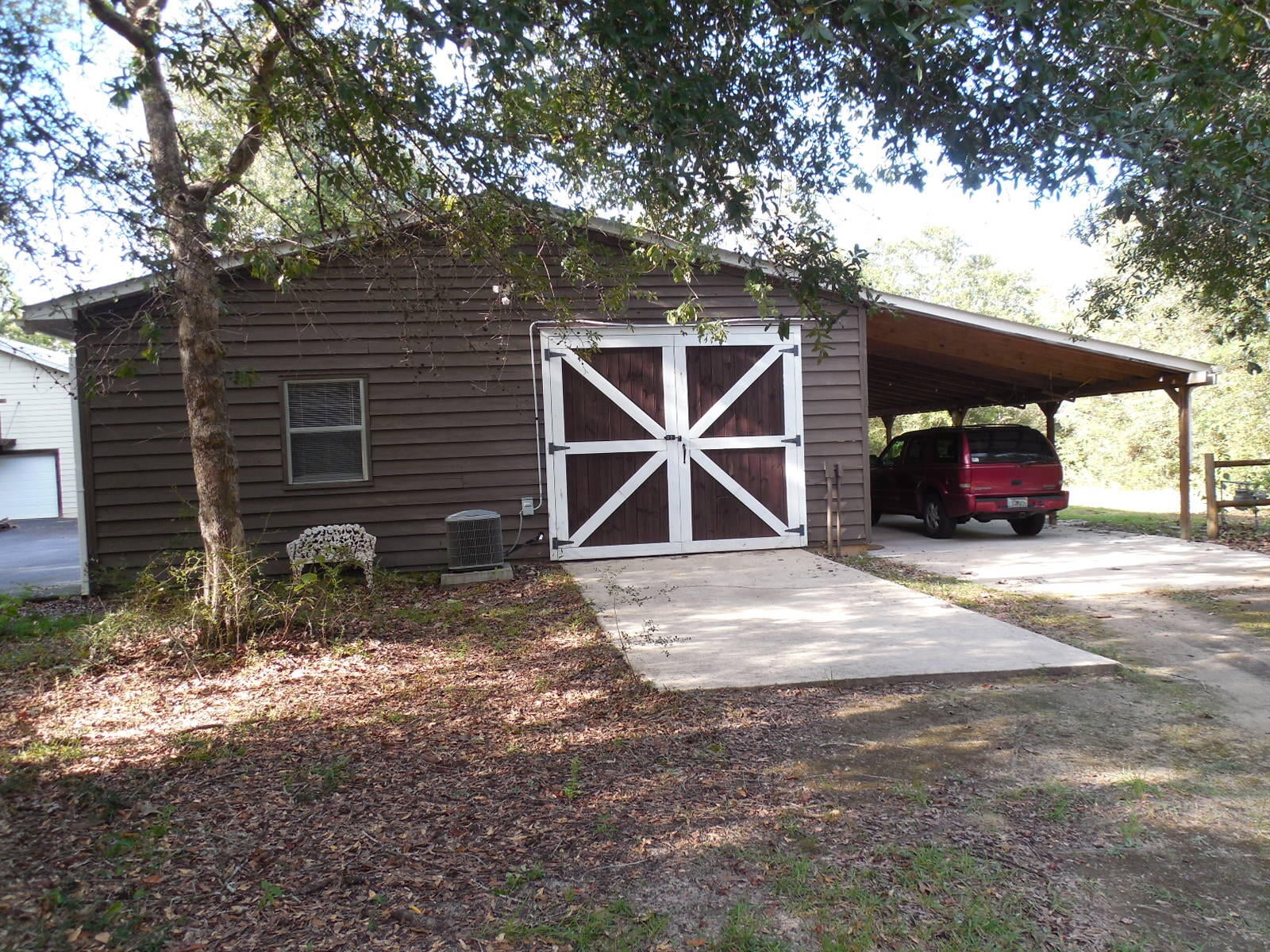 NO RECORDED SUBDIVISION - Residential