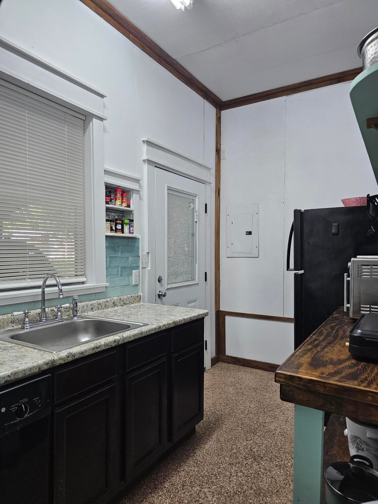 NO RECORDED SUBDIVISION - Residential