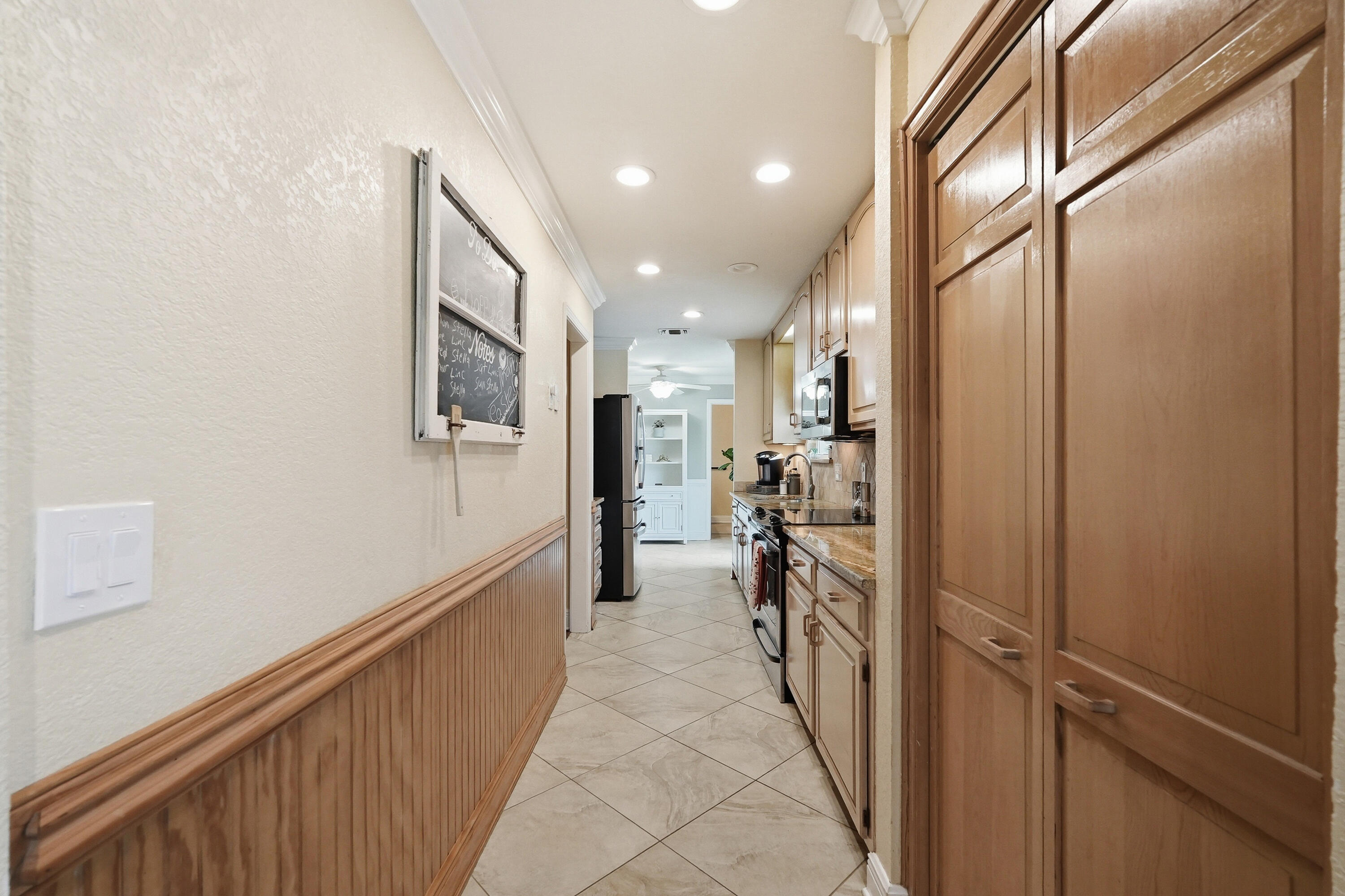 LAKE LORRAINE ESTATES - Residential