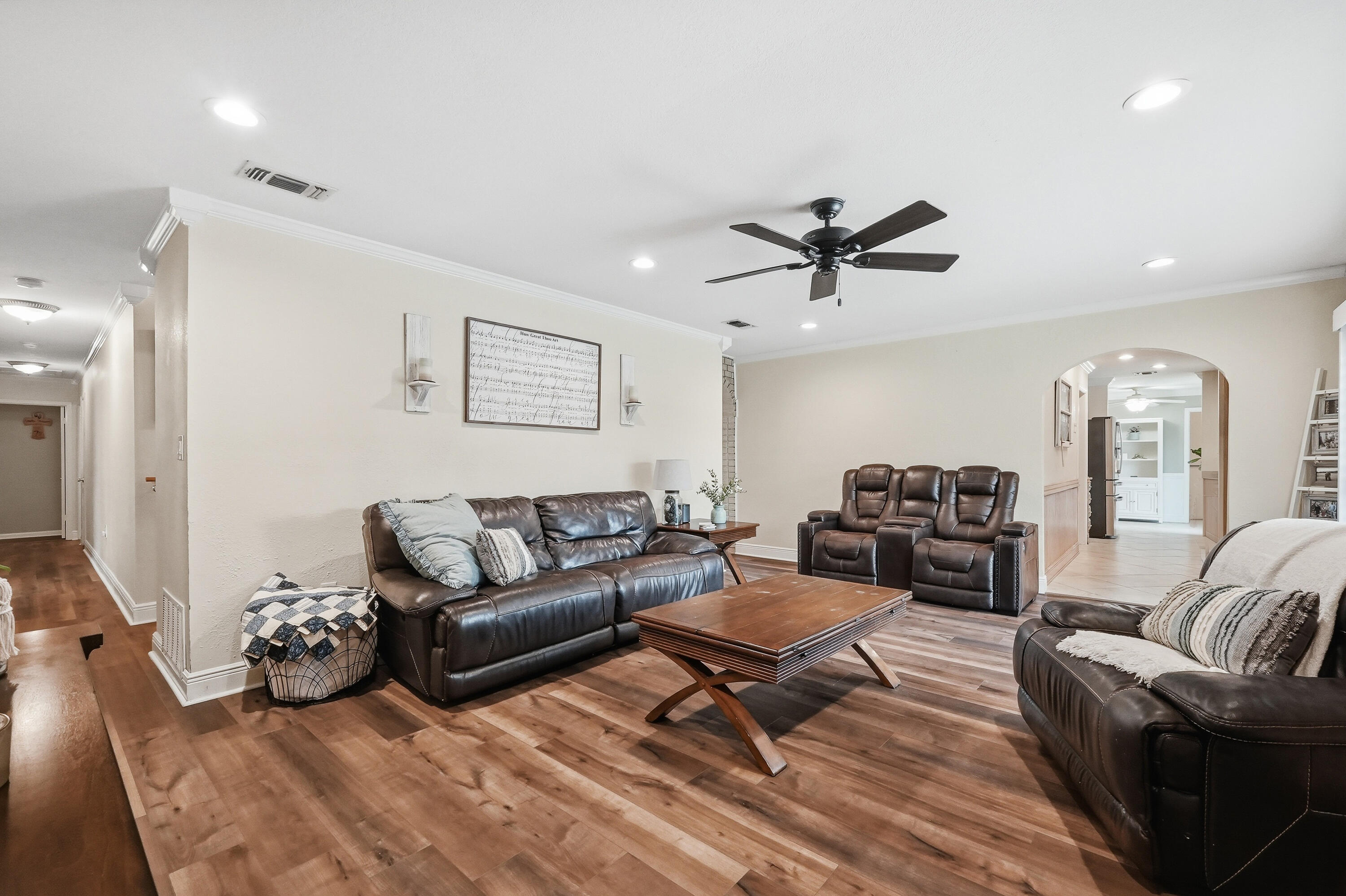 LAKE LORRAINE ESTATES - Residential